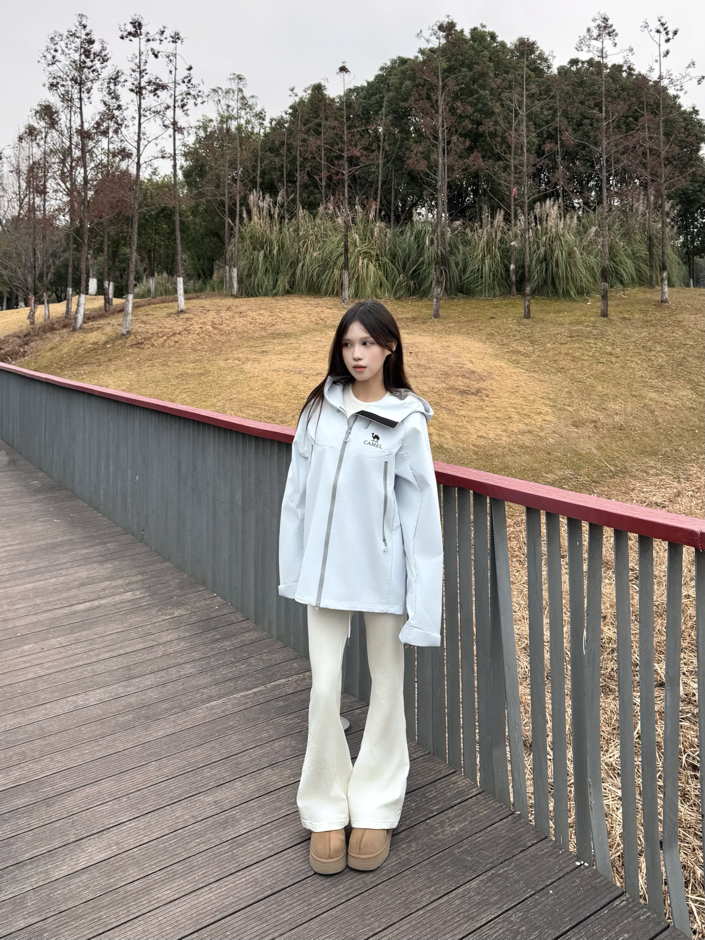 挖到显薄又亮眼的户外神衣