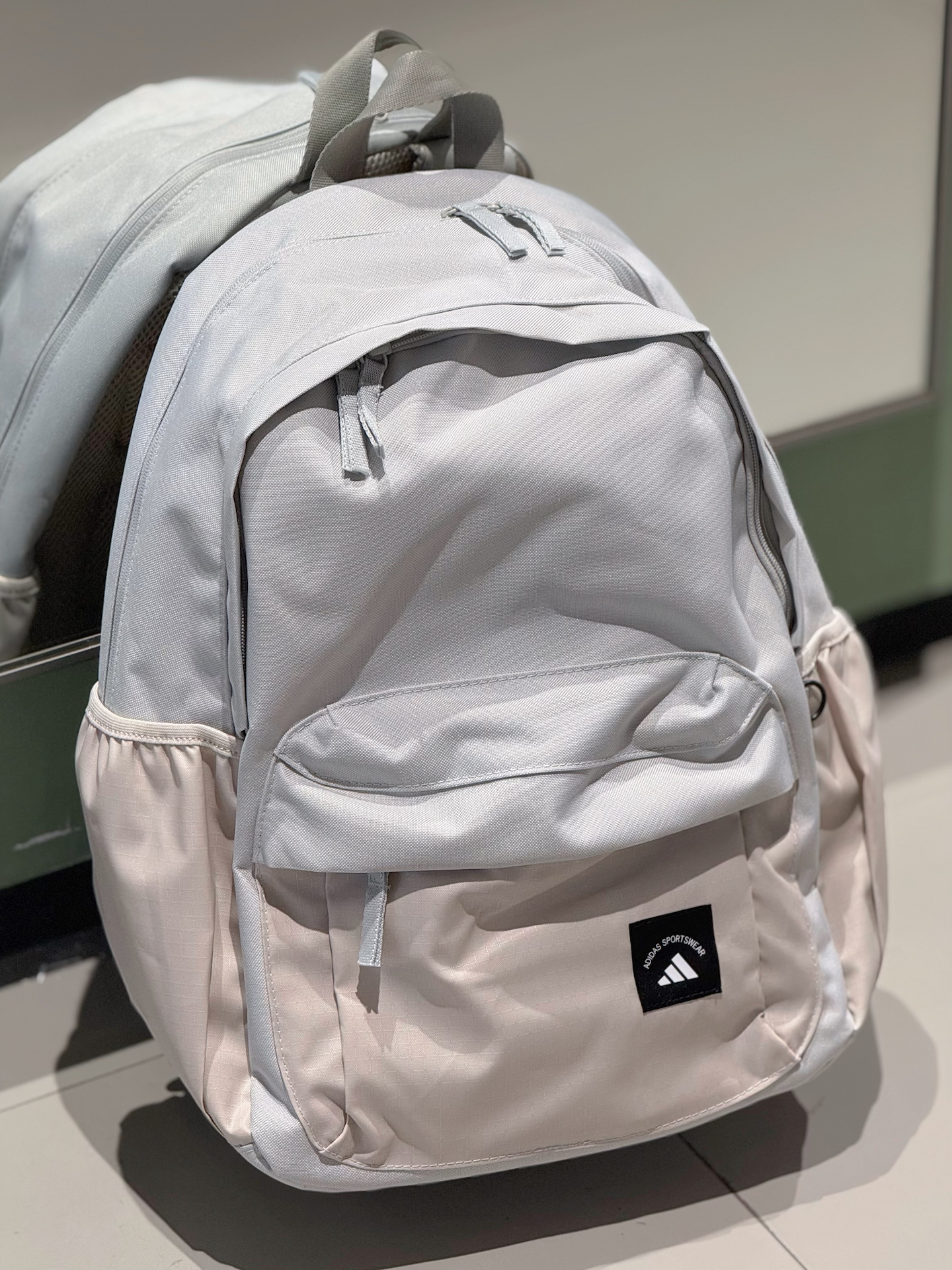 运动女孩的百搭双肩包🎒
