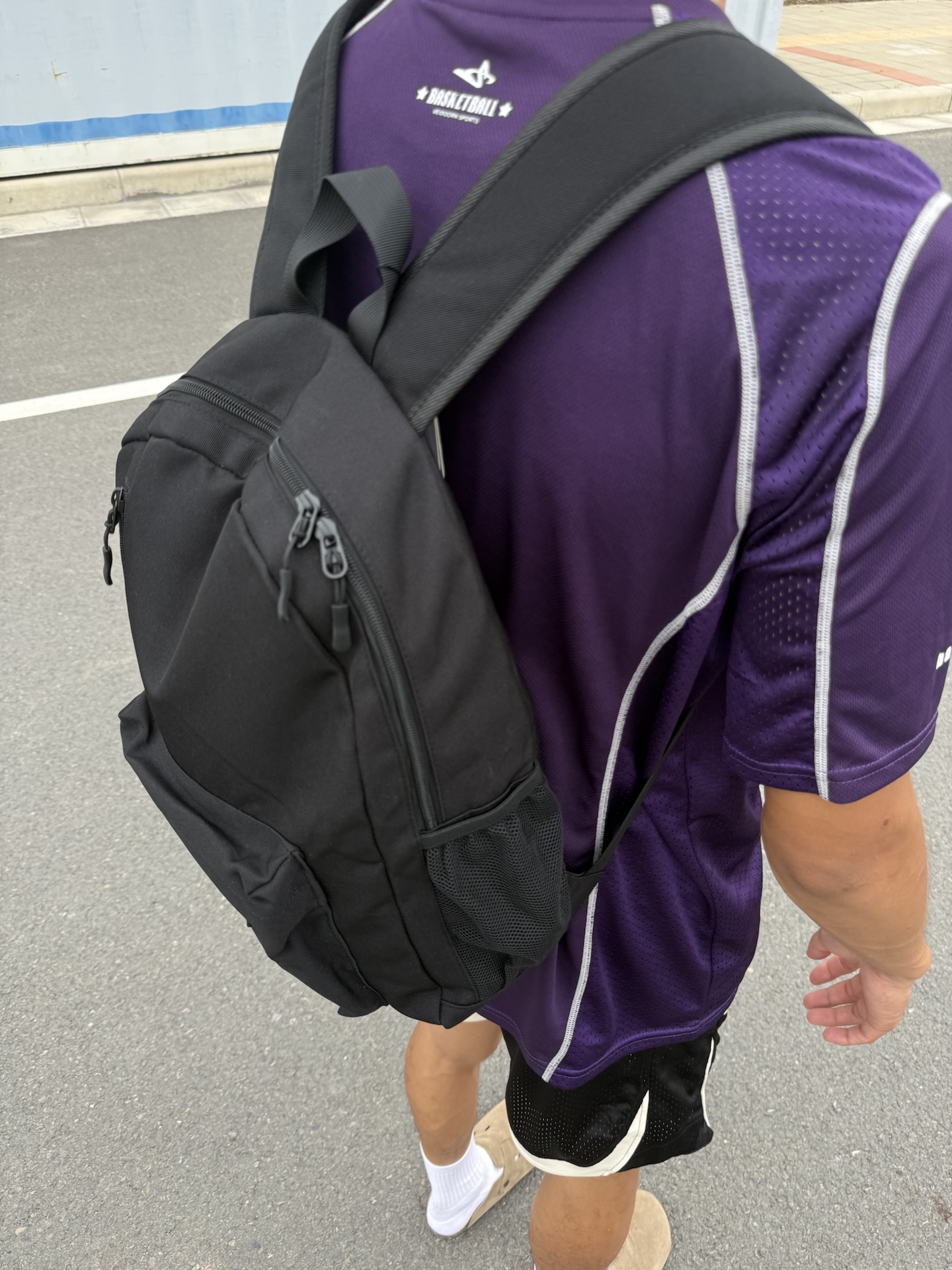 运动休闲必备！超百搭双肩包！