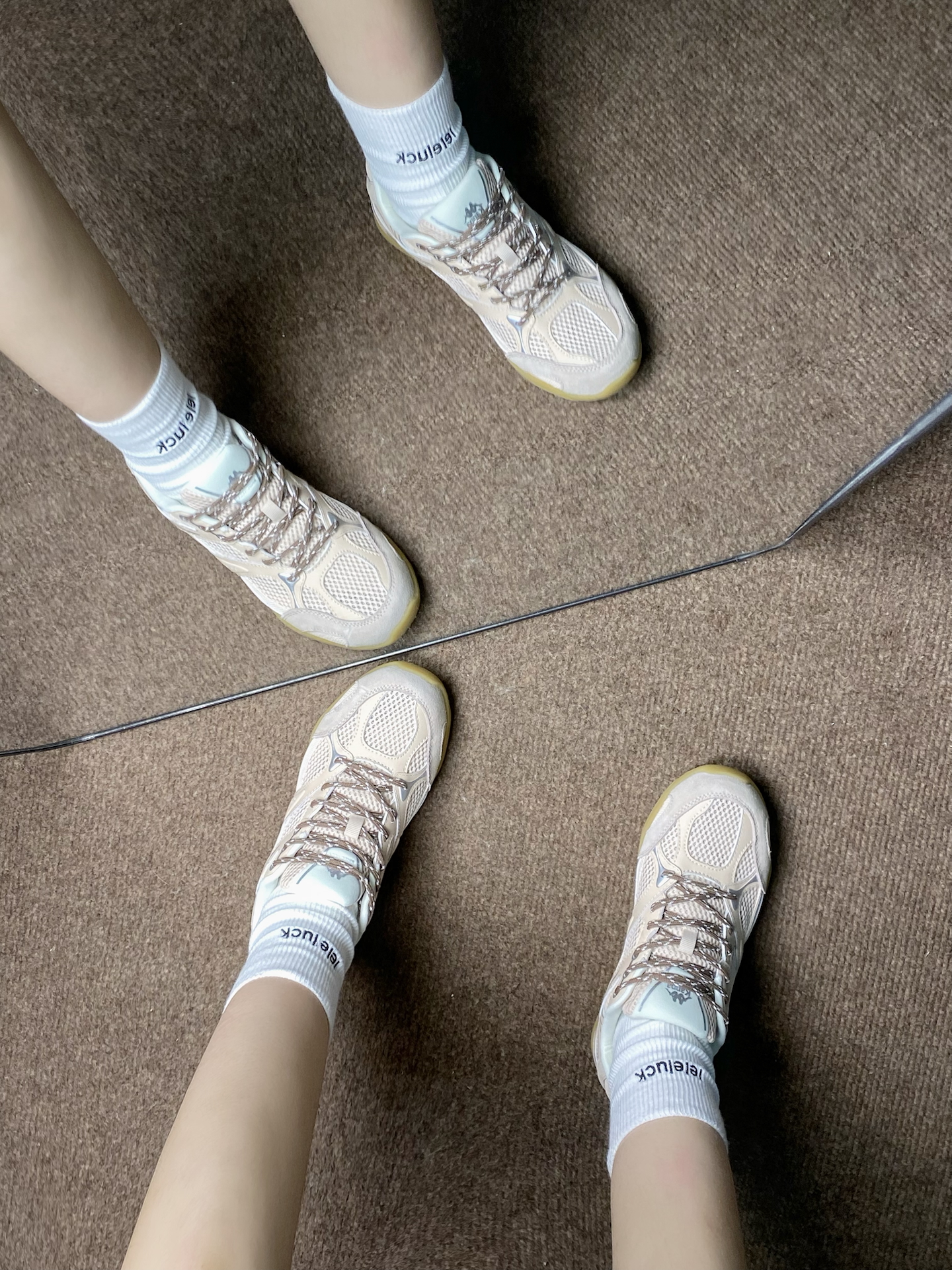 少女心运动鞋，复古温柔风🥾