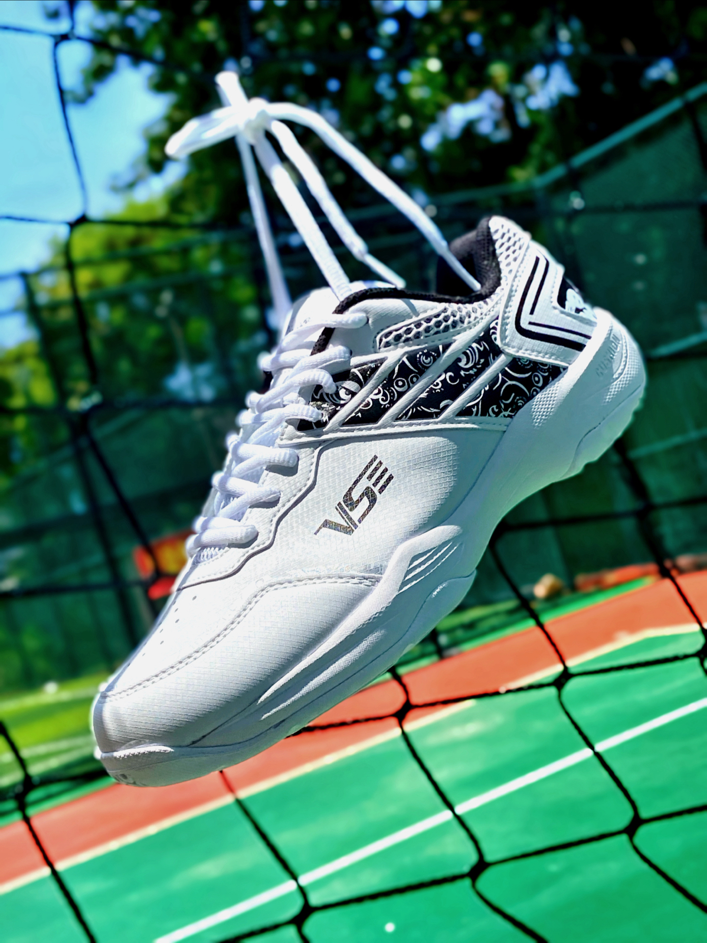 🏸第一次买羽毛球鞋丨除了打球,日常穿好像也可以 ~