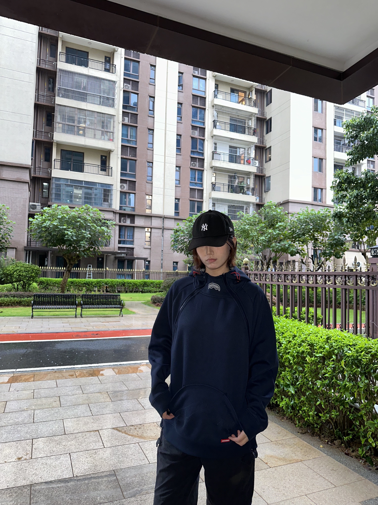 百搭卫衣，风格切换自如