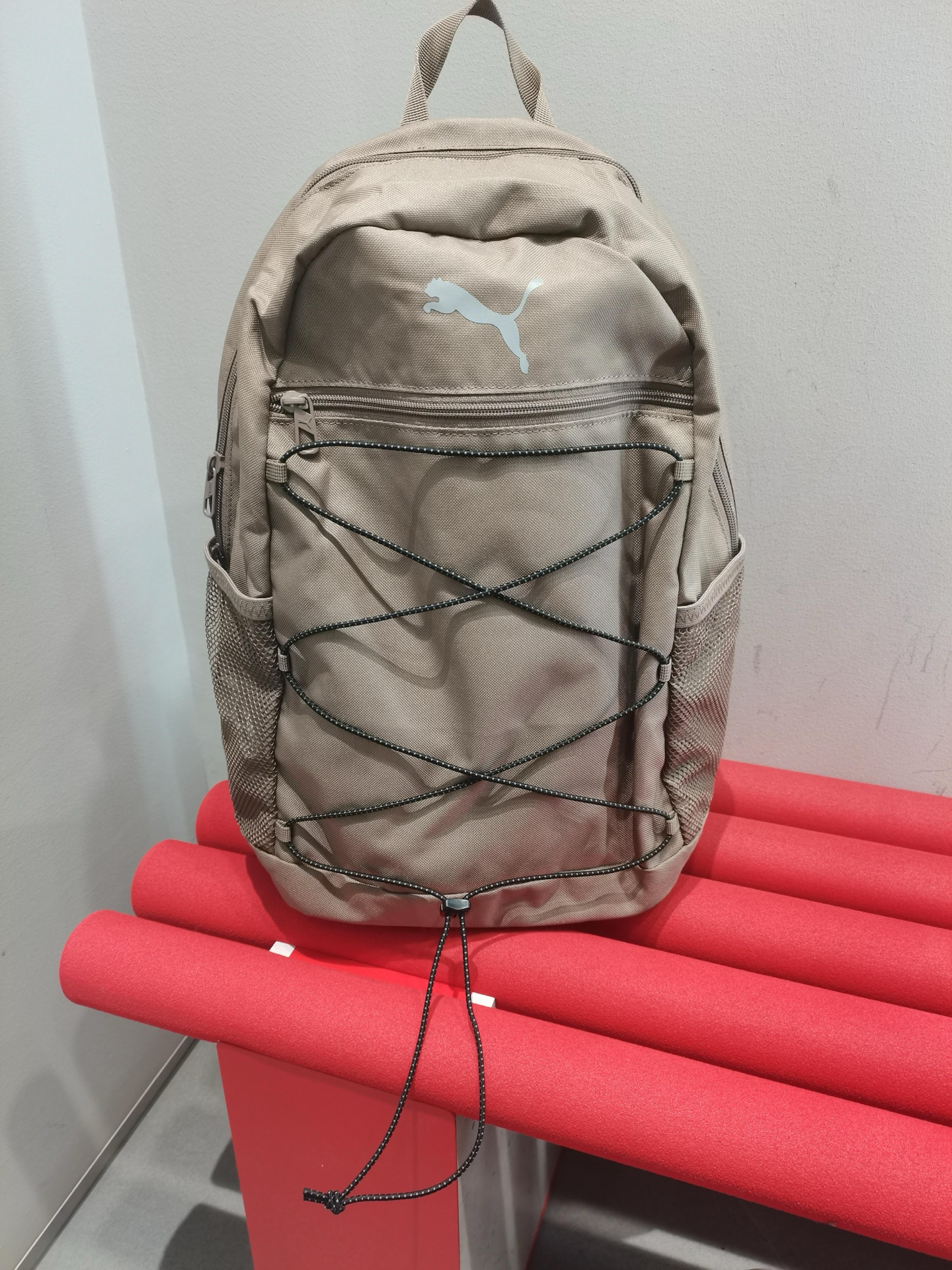 挖到一款百搭又能装的双肩包🎒