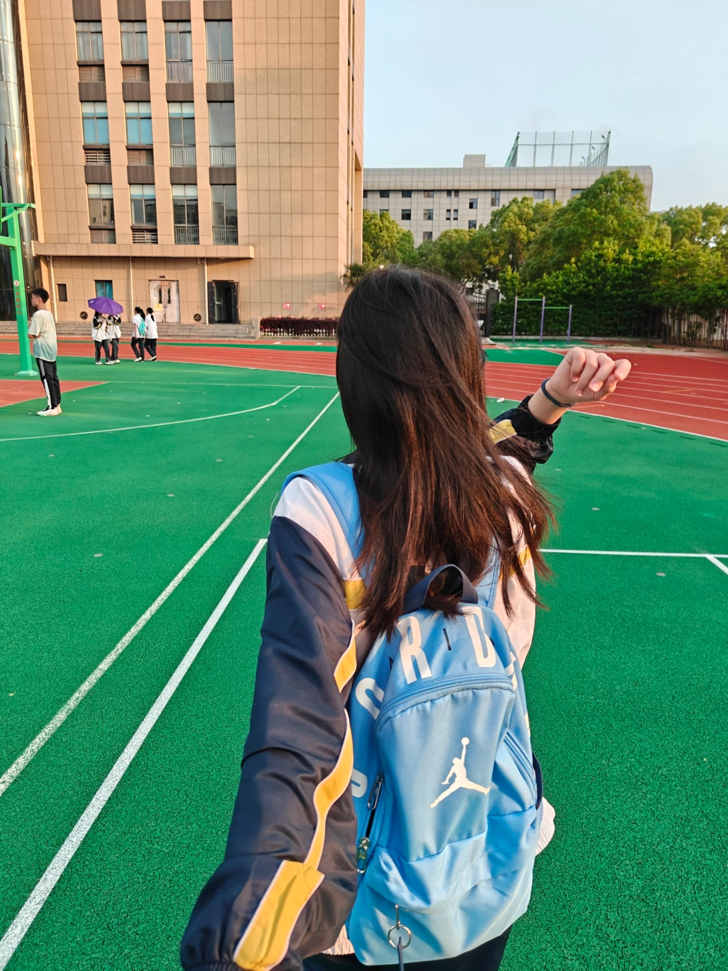 学生党超爱的运动风双肩包🎒