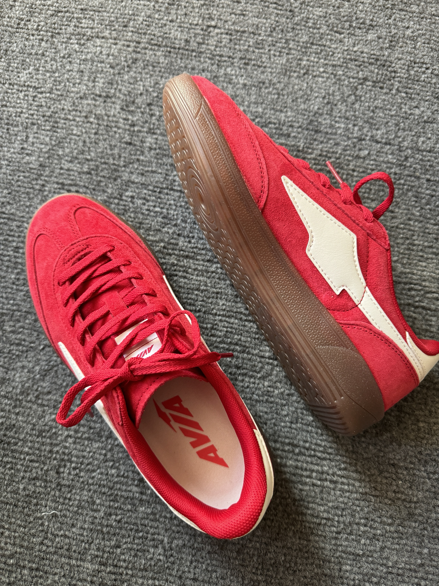 超奈斯的小红鞋，百搭又舒适👟