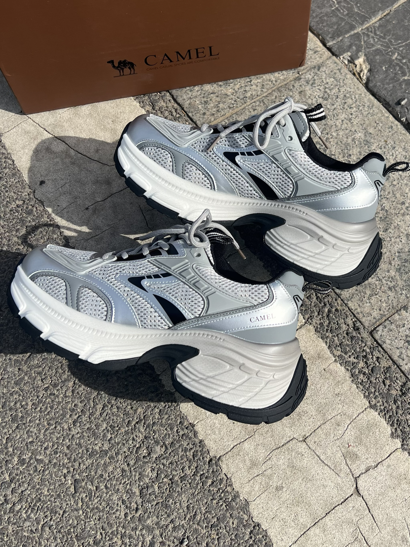 挖到一双复古风通勤运动鞋👟