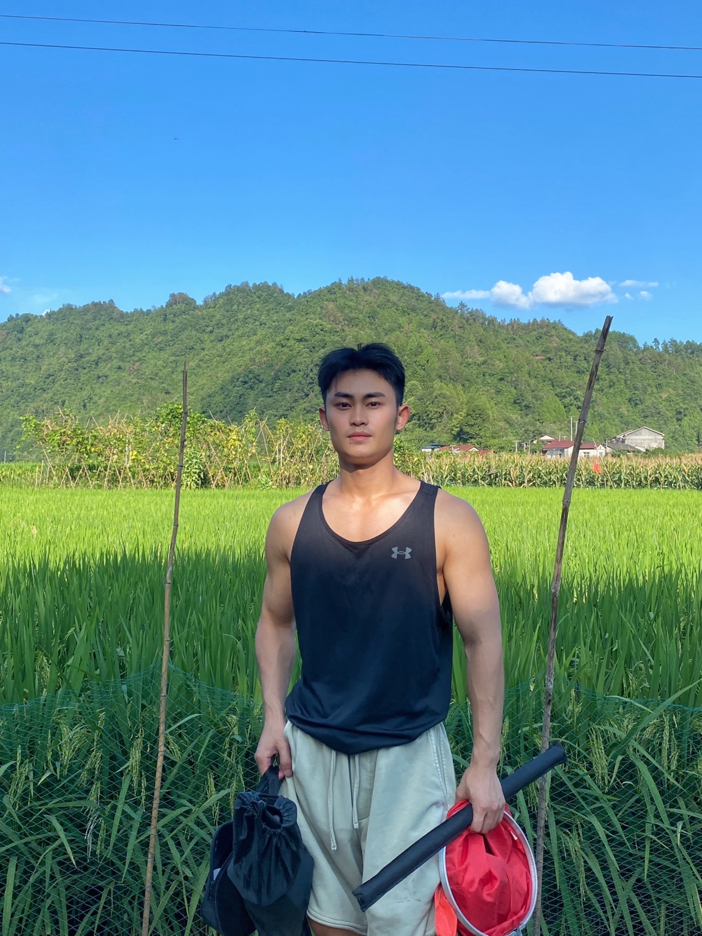 挖到健身时的神背心👕