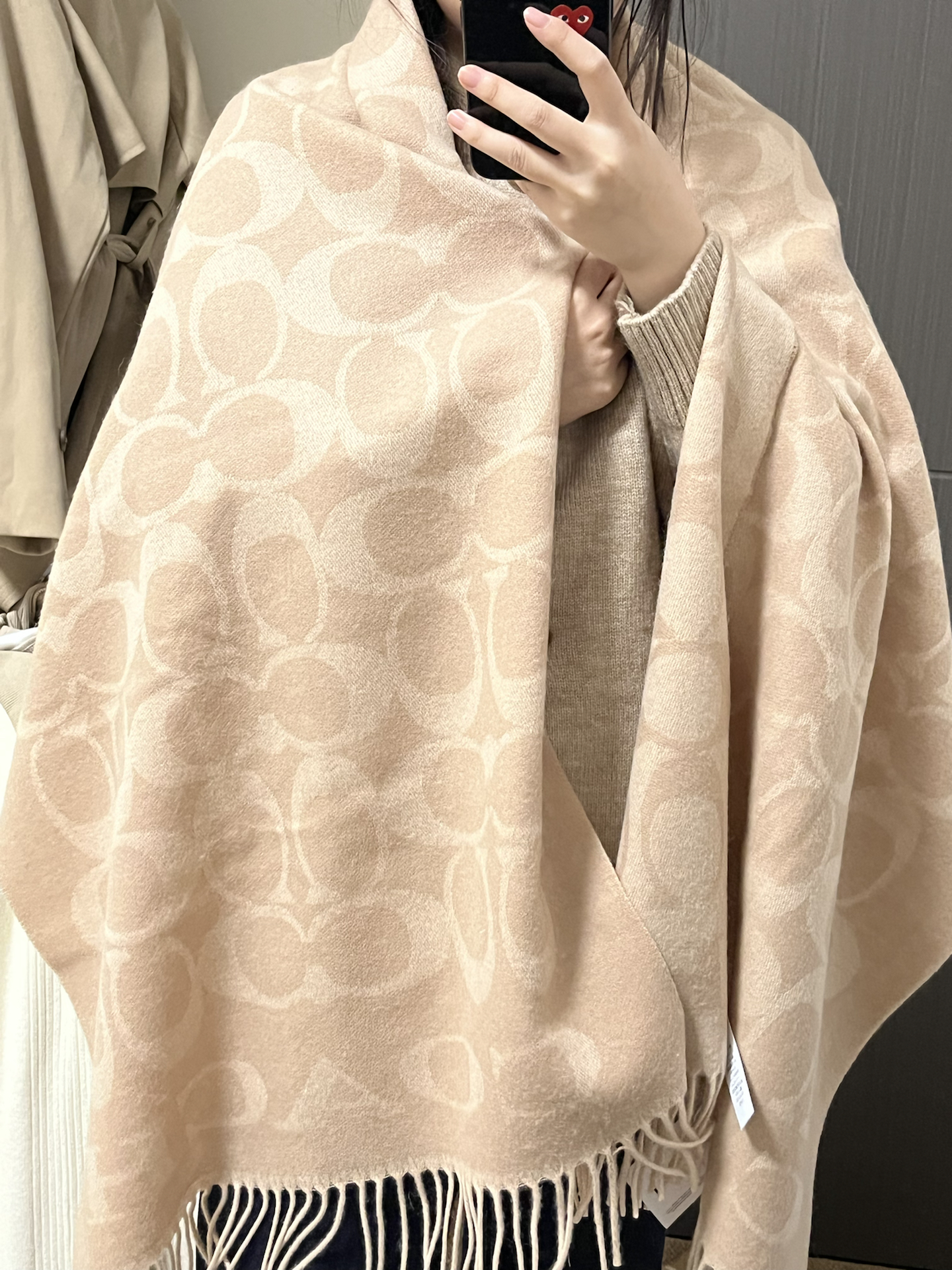 奶茶色围巾，给她秋冬的温柔仪式感🎁