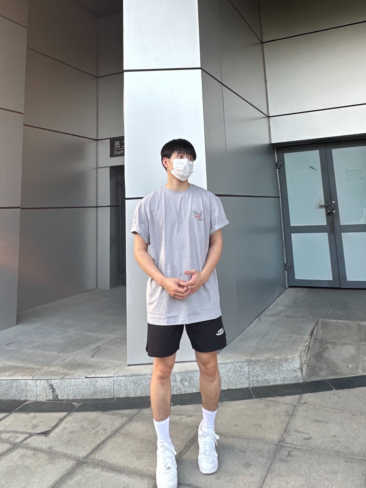 送男友NICE速干T会踩雷吗？