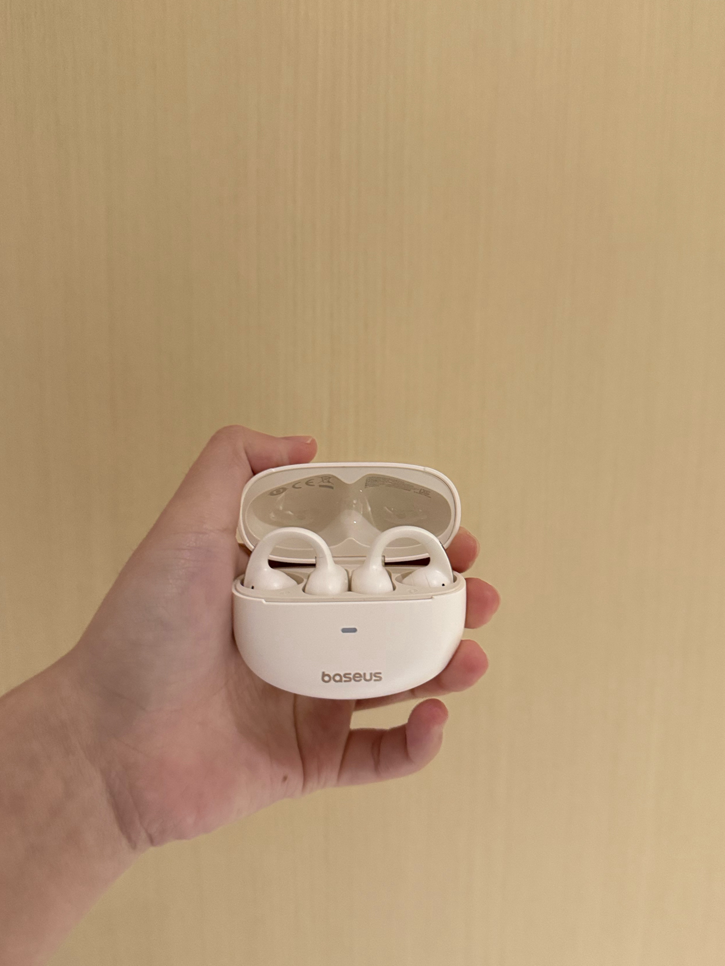 这款耳机有点酷啊！！！1