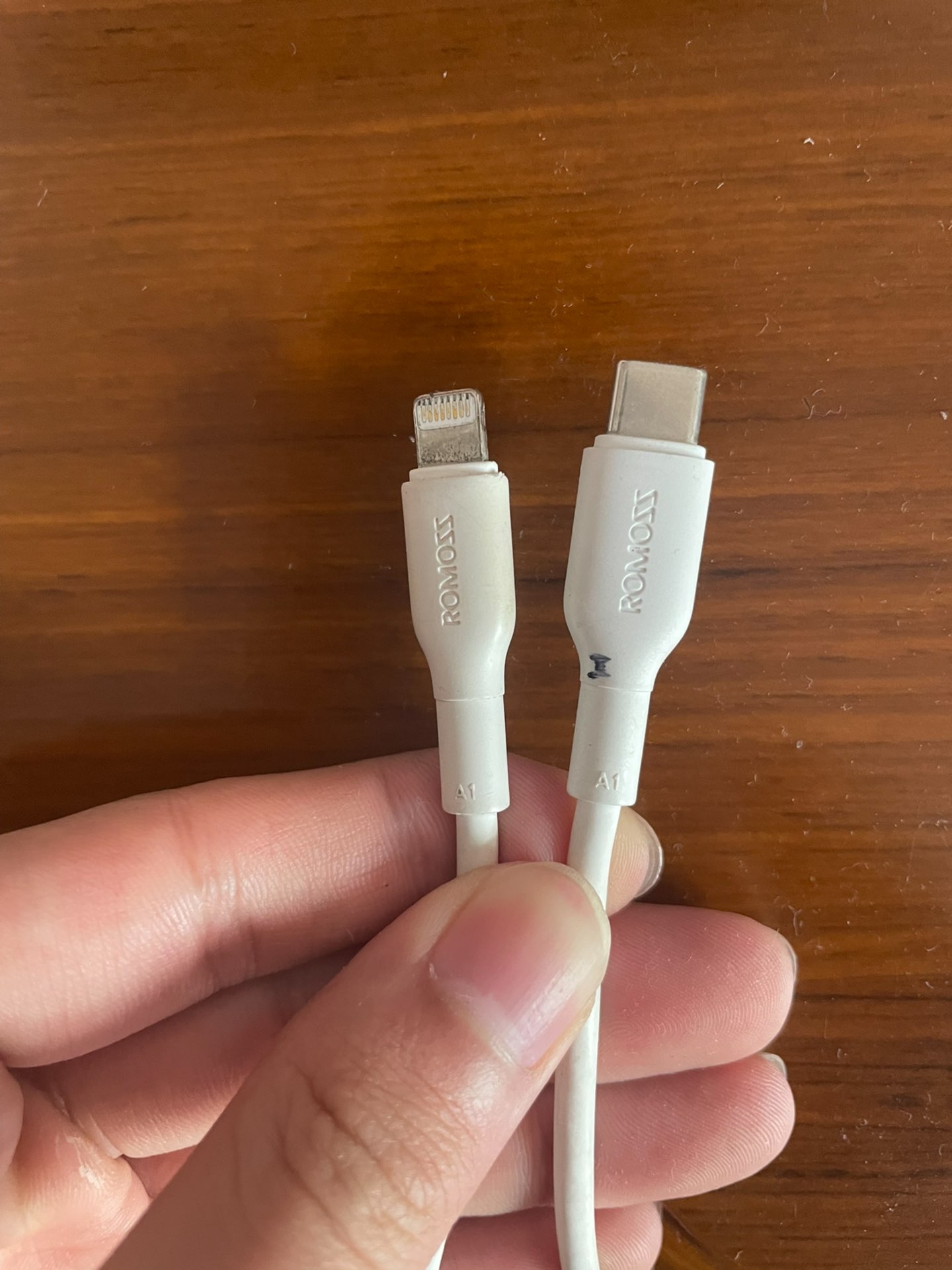 苹果党看过来！挖到根耐造快充线🥹