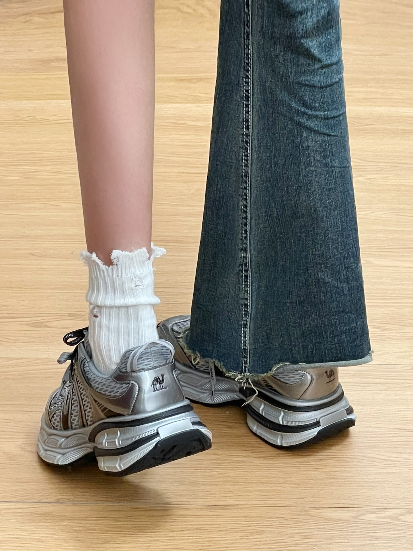 银灰老爹鞋，复古感拉满👟