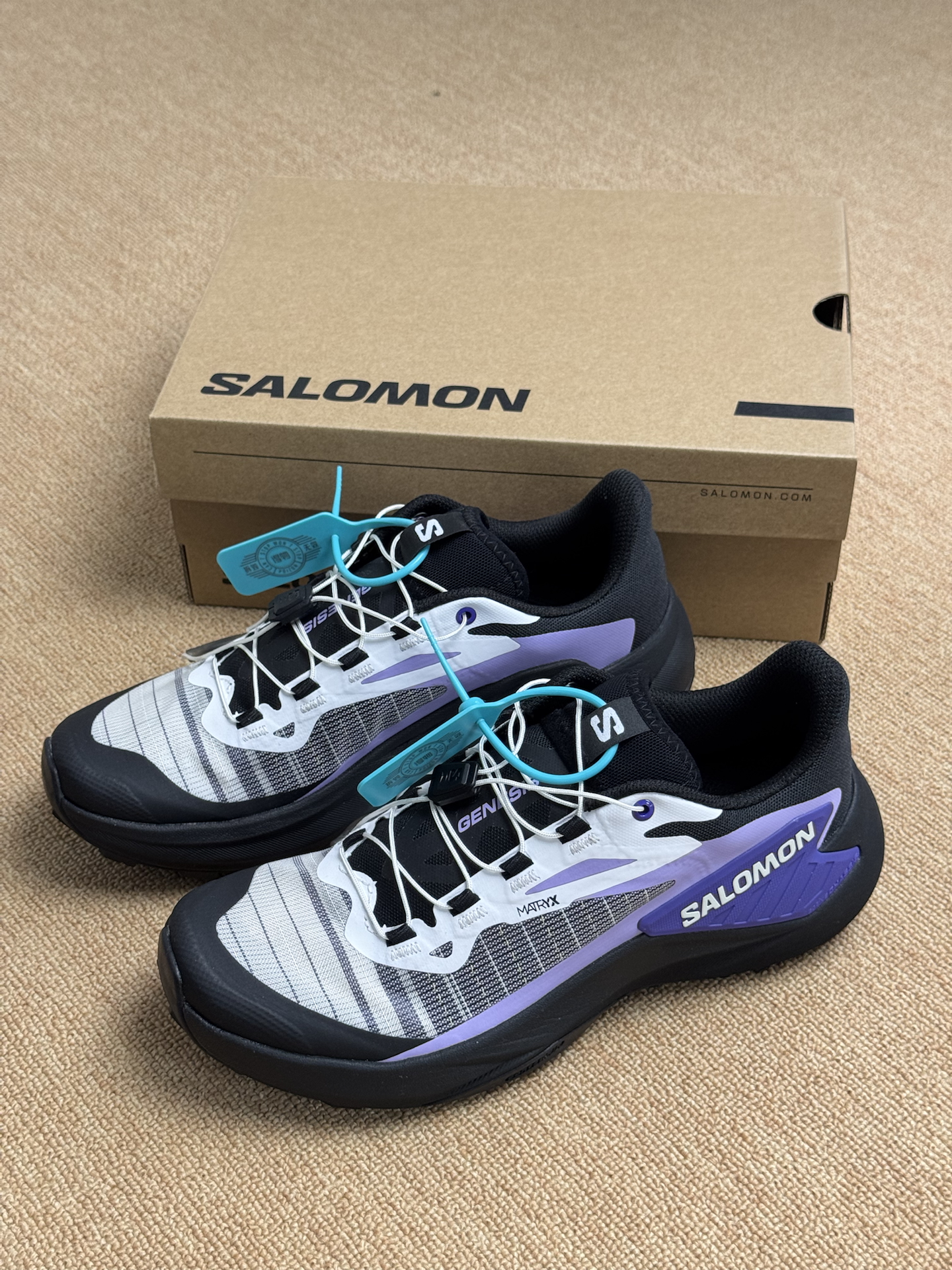 Salomon新配色！黑紫撞色太戳我啦～