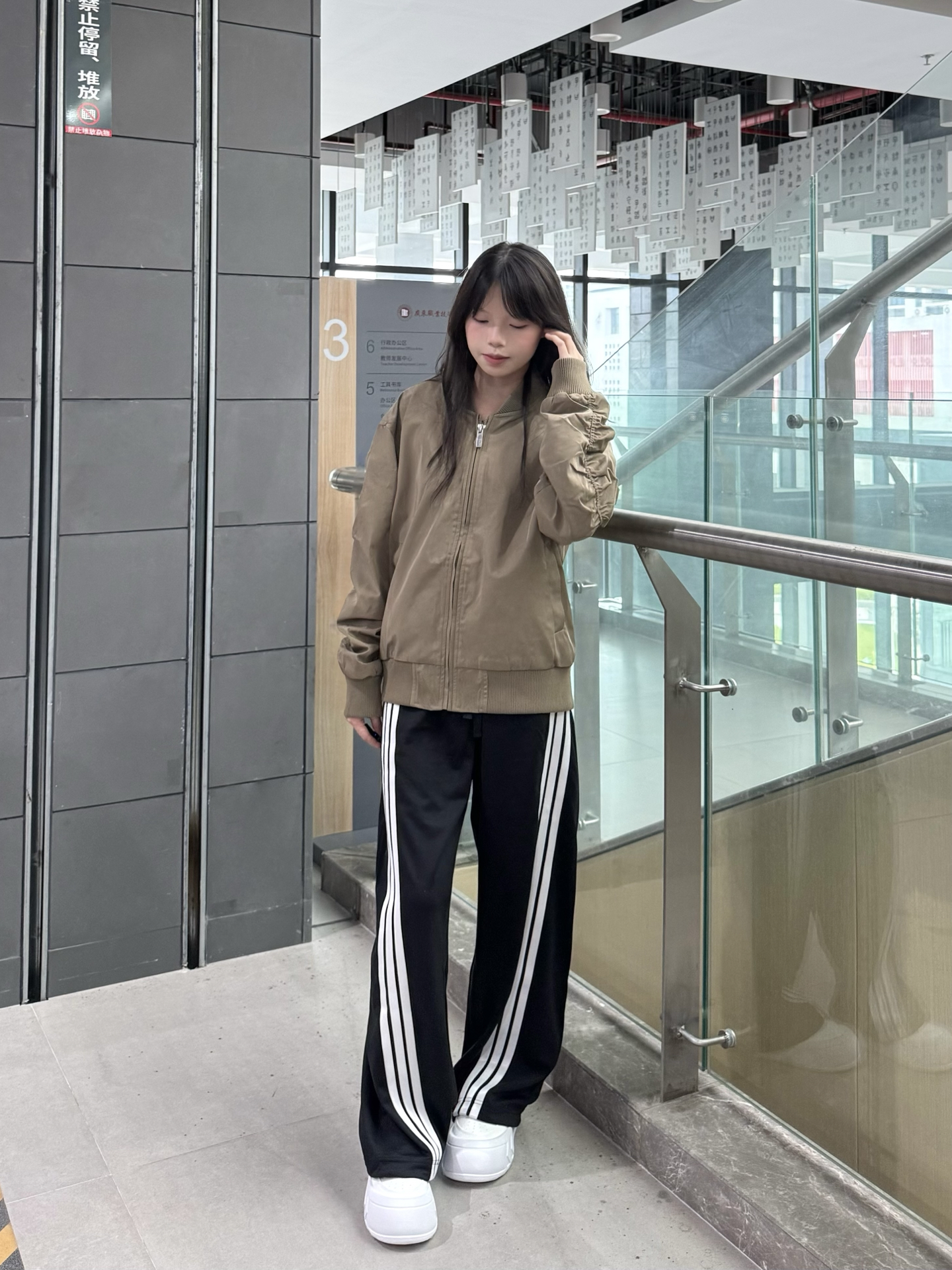 吴艳妮同款阔腿裤！秋冬穿搭有思路啦🤩
