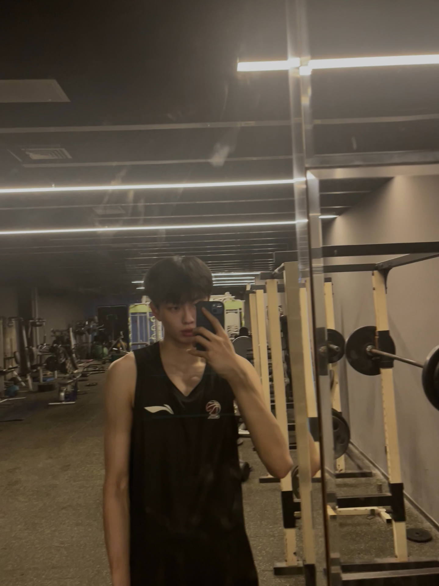 健身完拍两张，汗没白流🤣