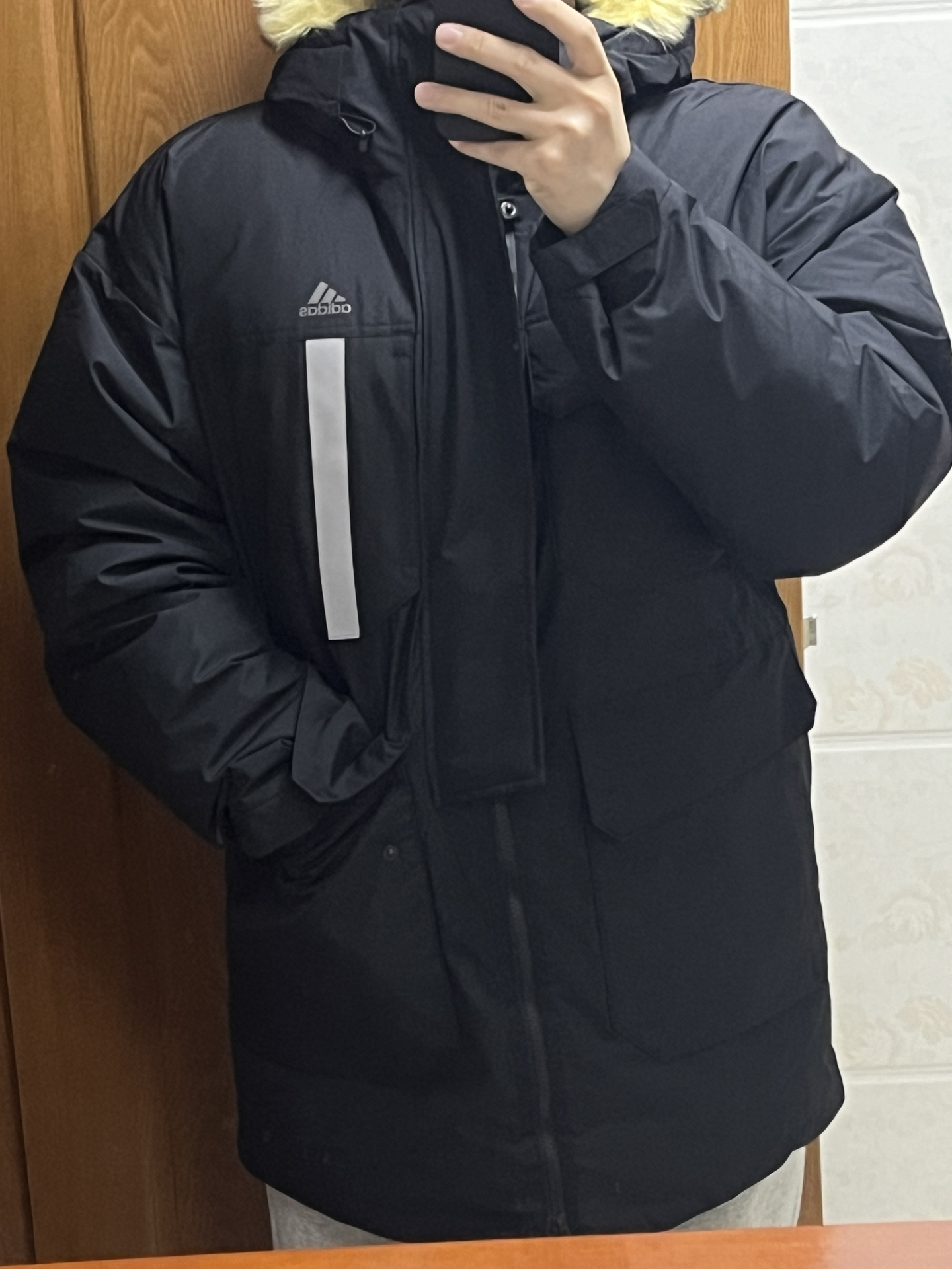 Adidas羽绒服上身！宽松保暖很爱🥰
