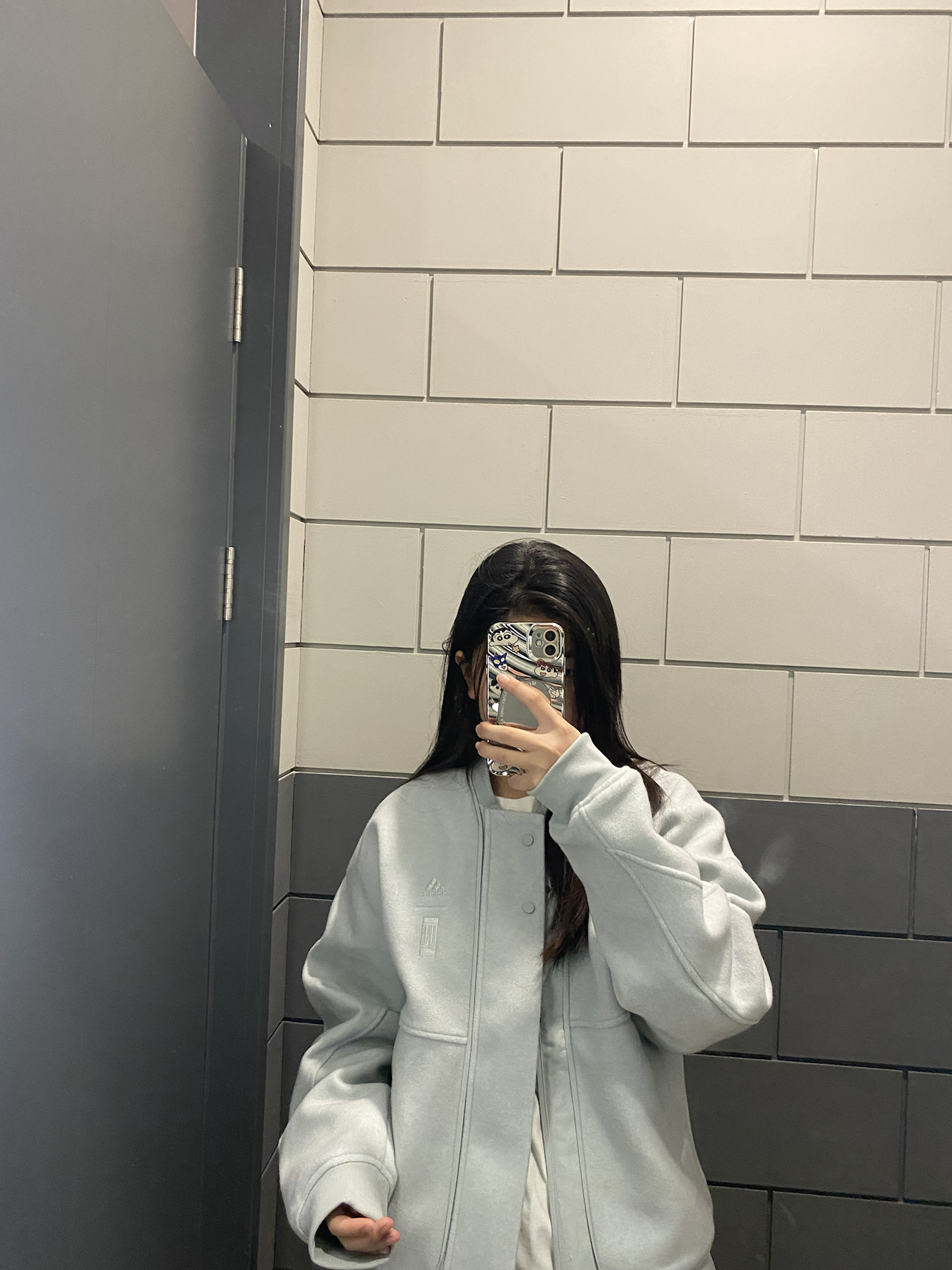 浅灰夹克拿捏松弛感☁️