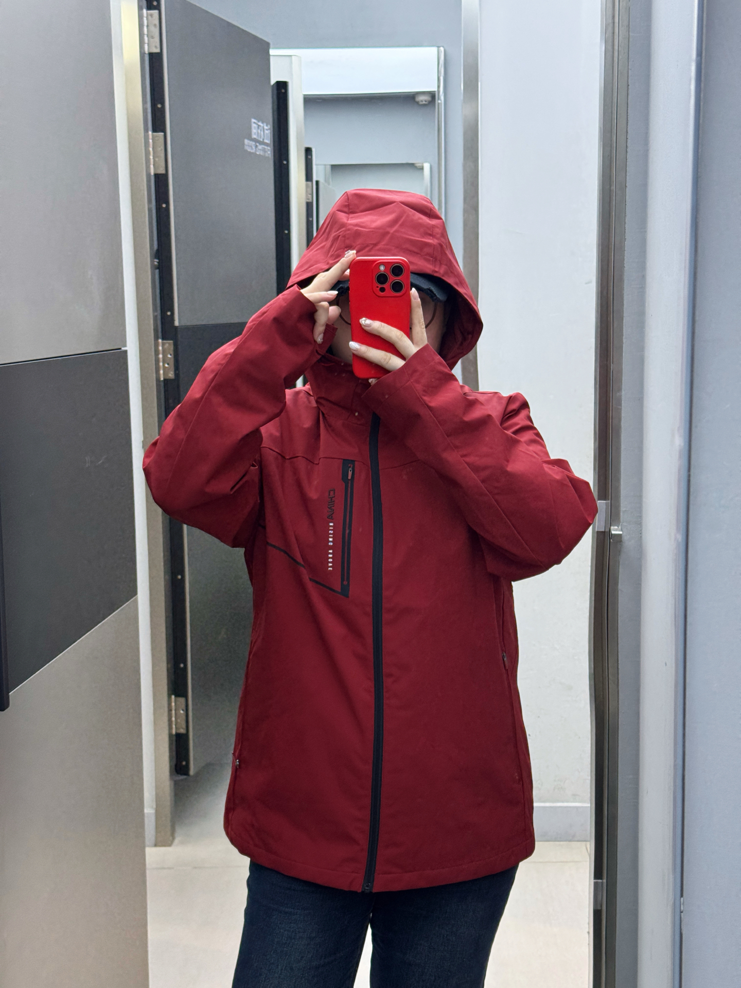 男女都能穿的冲锋衣！性价比绝了😎