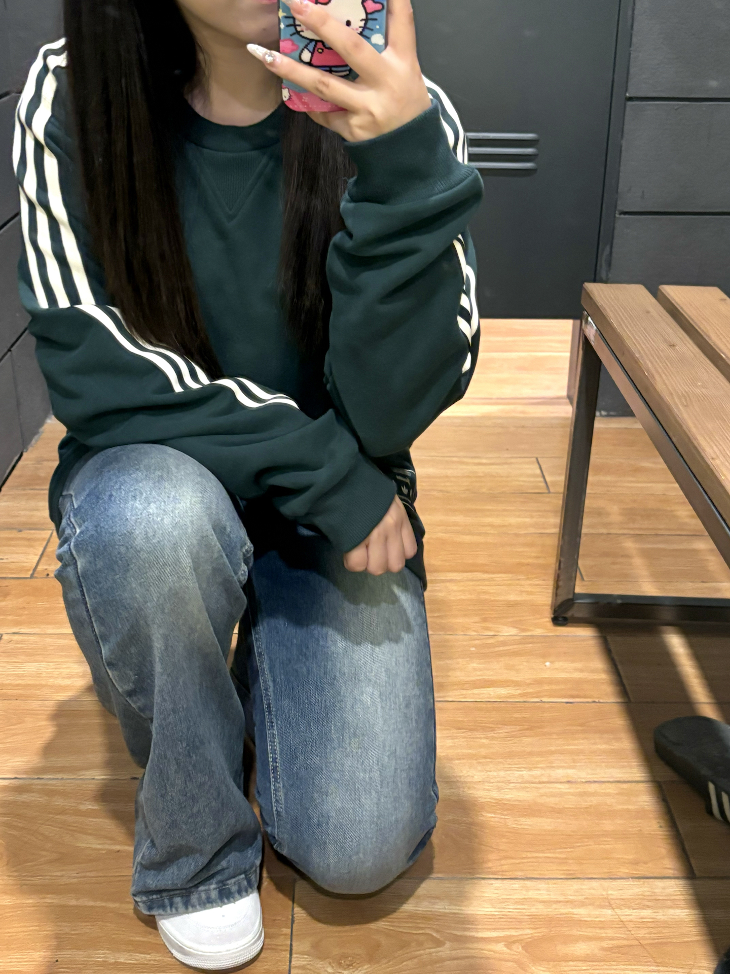 复古风卫衣让我把松弛感焊身上啦🥳