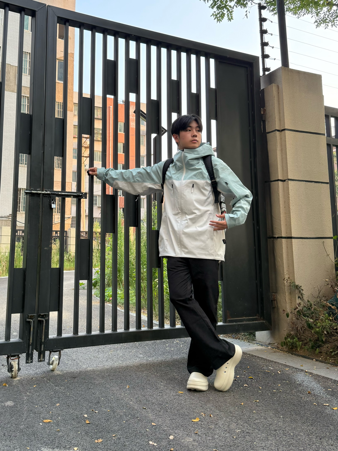 入秋冲锋衣穿搭，帅炸💥
