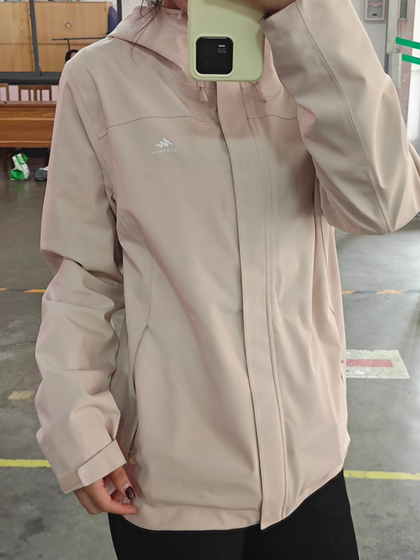 被我挖到！显白又好穿的户外外套🥳
