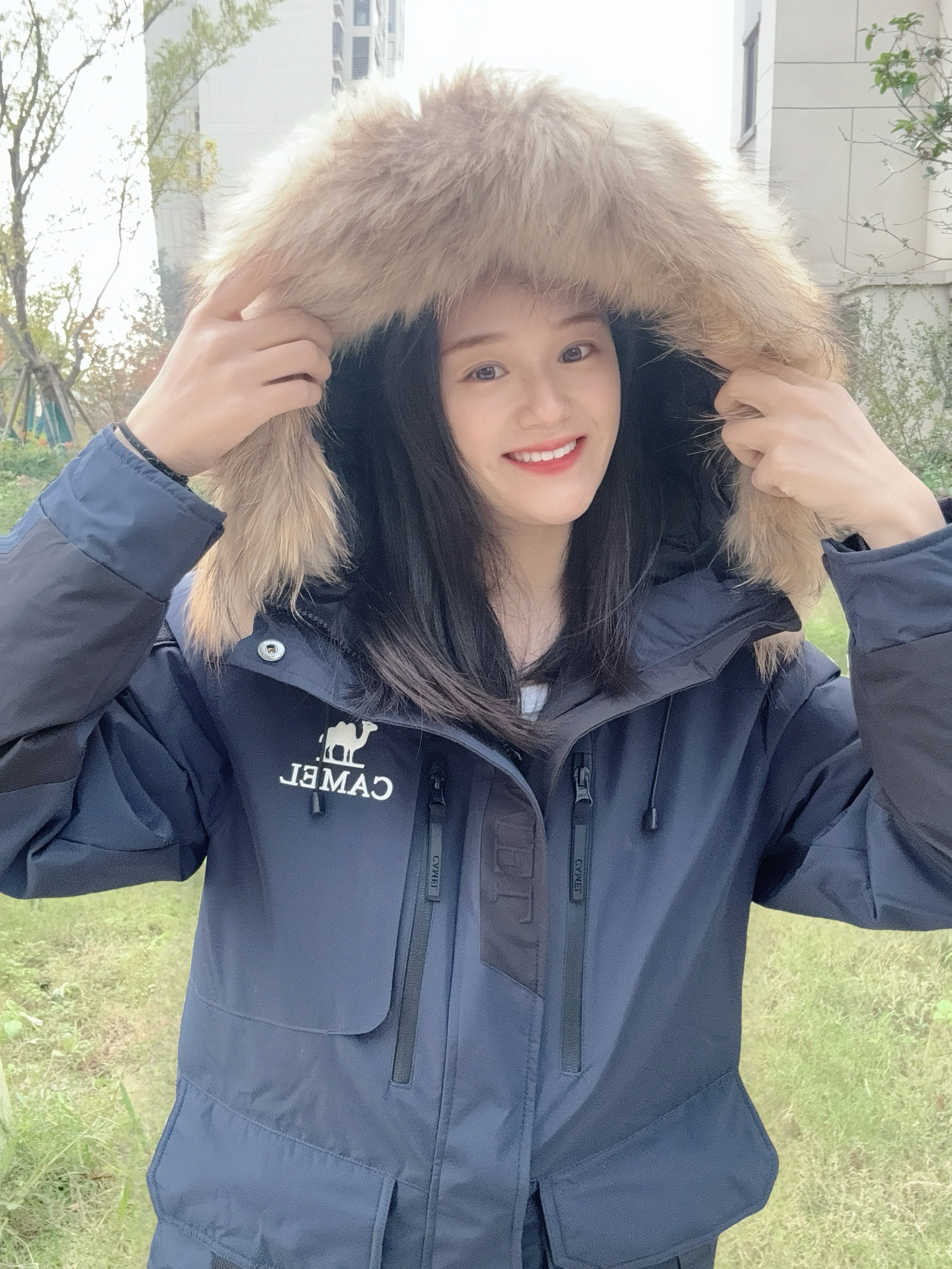大毛领+双肩包，酷妹过冬穿搭get🧥