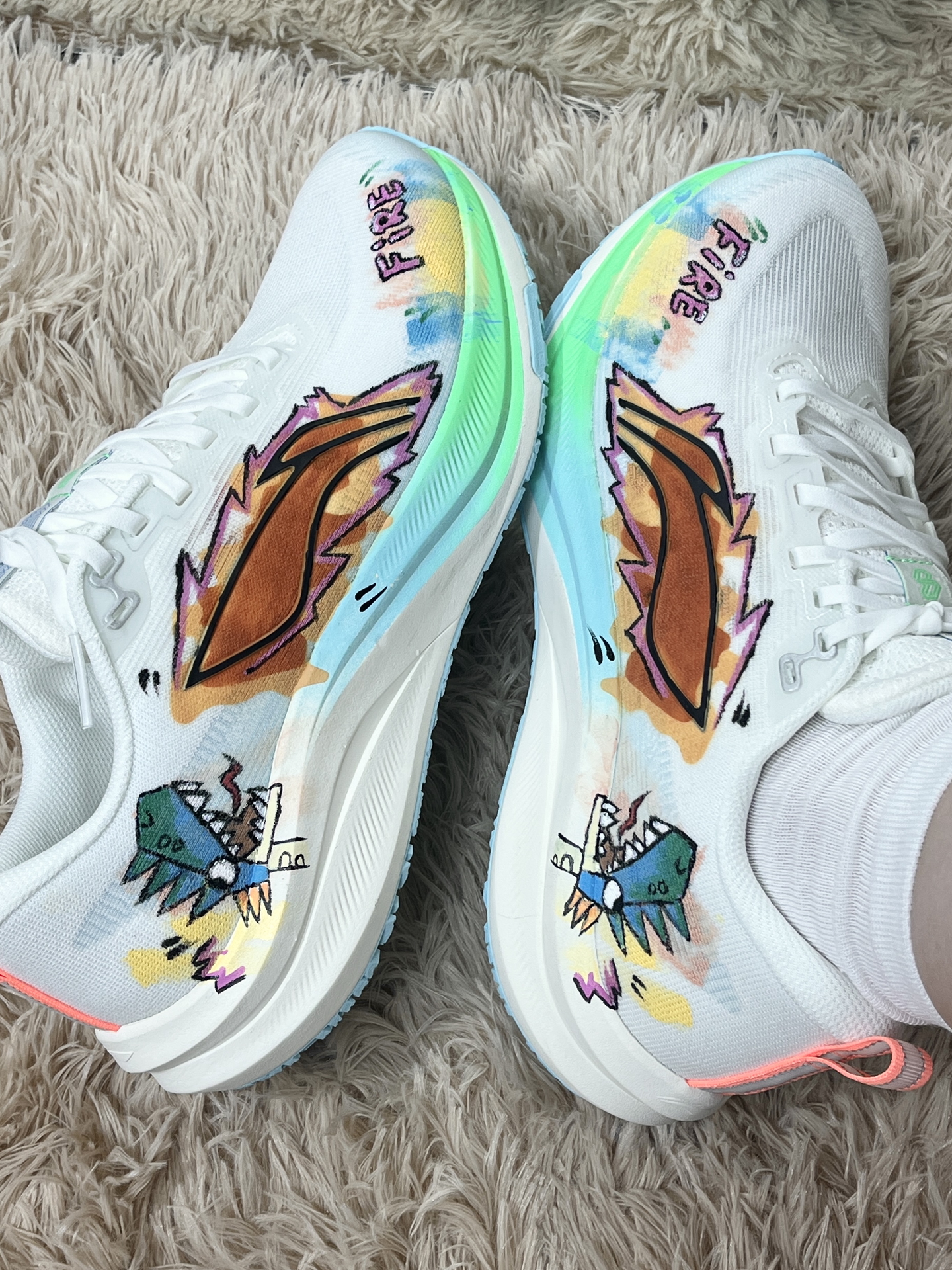 被追着问的神龙涂鸦跑鞋👟