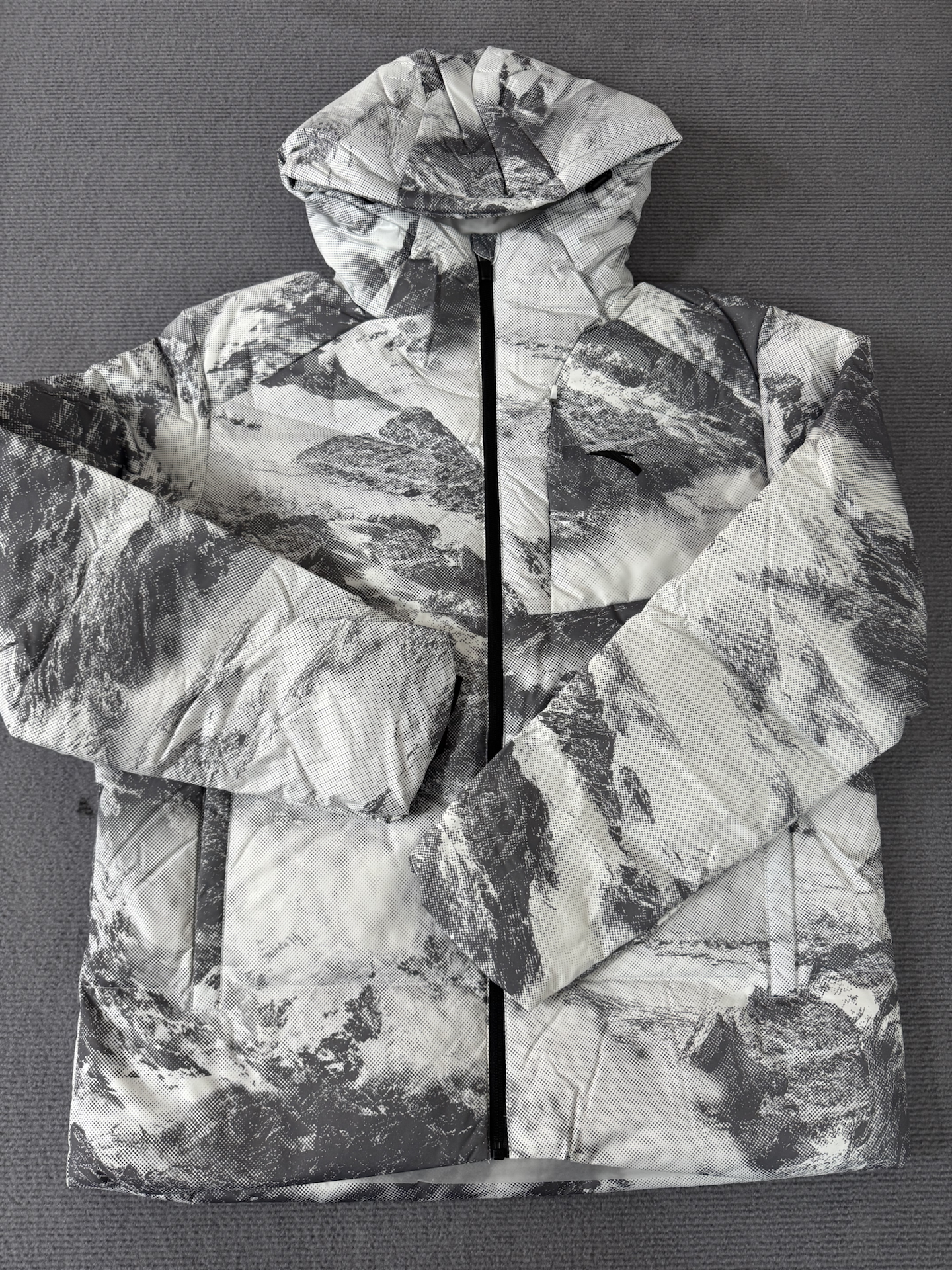 山水画穿身上！这羽绒服绝了