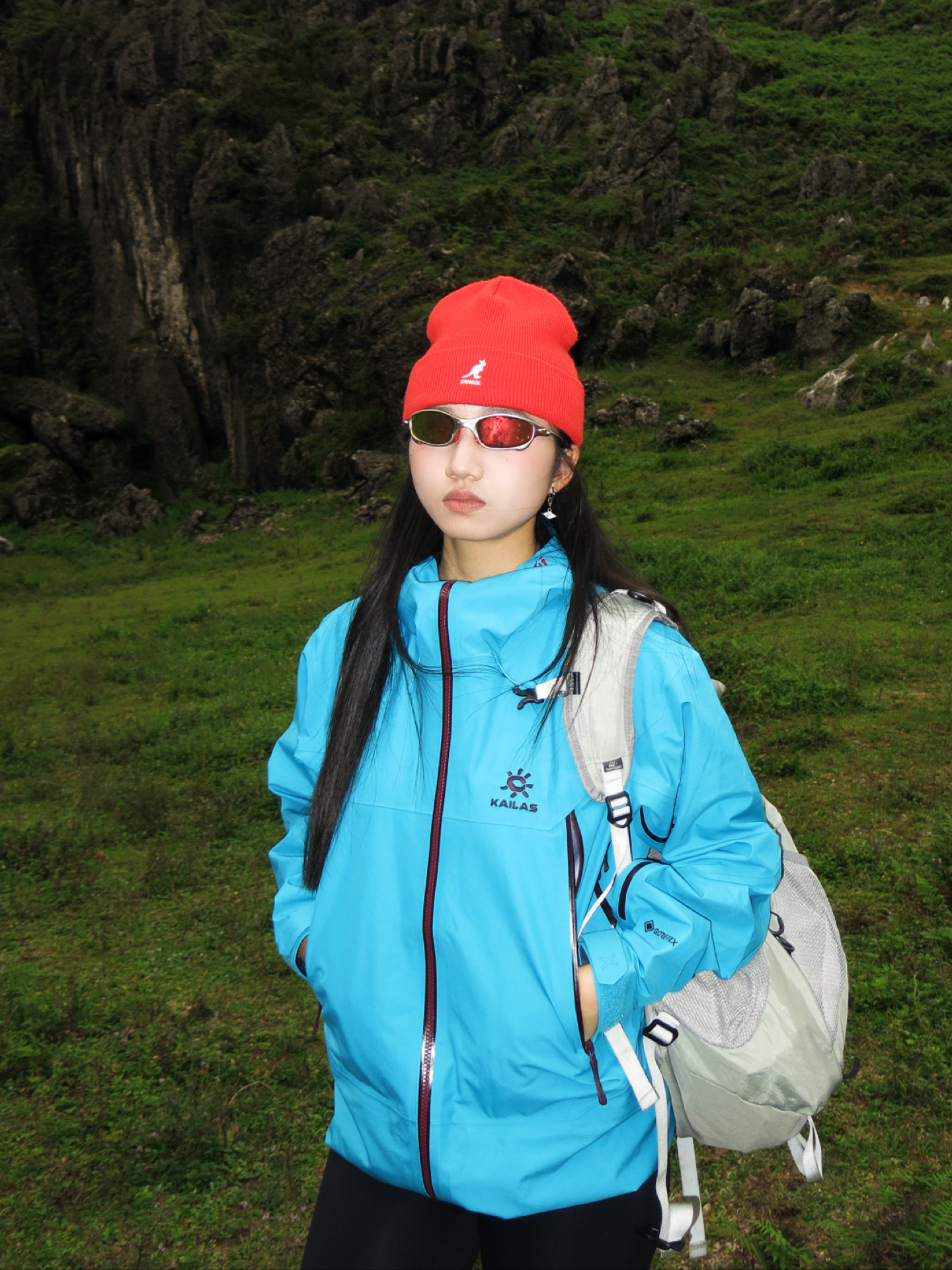 山野徒步，这件硬壳让我轻装上阵