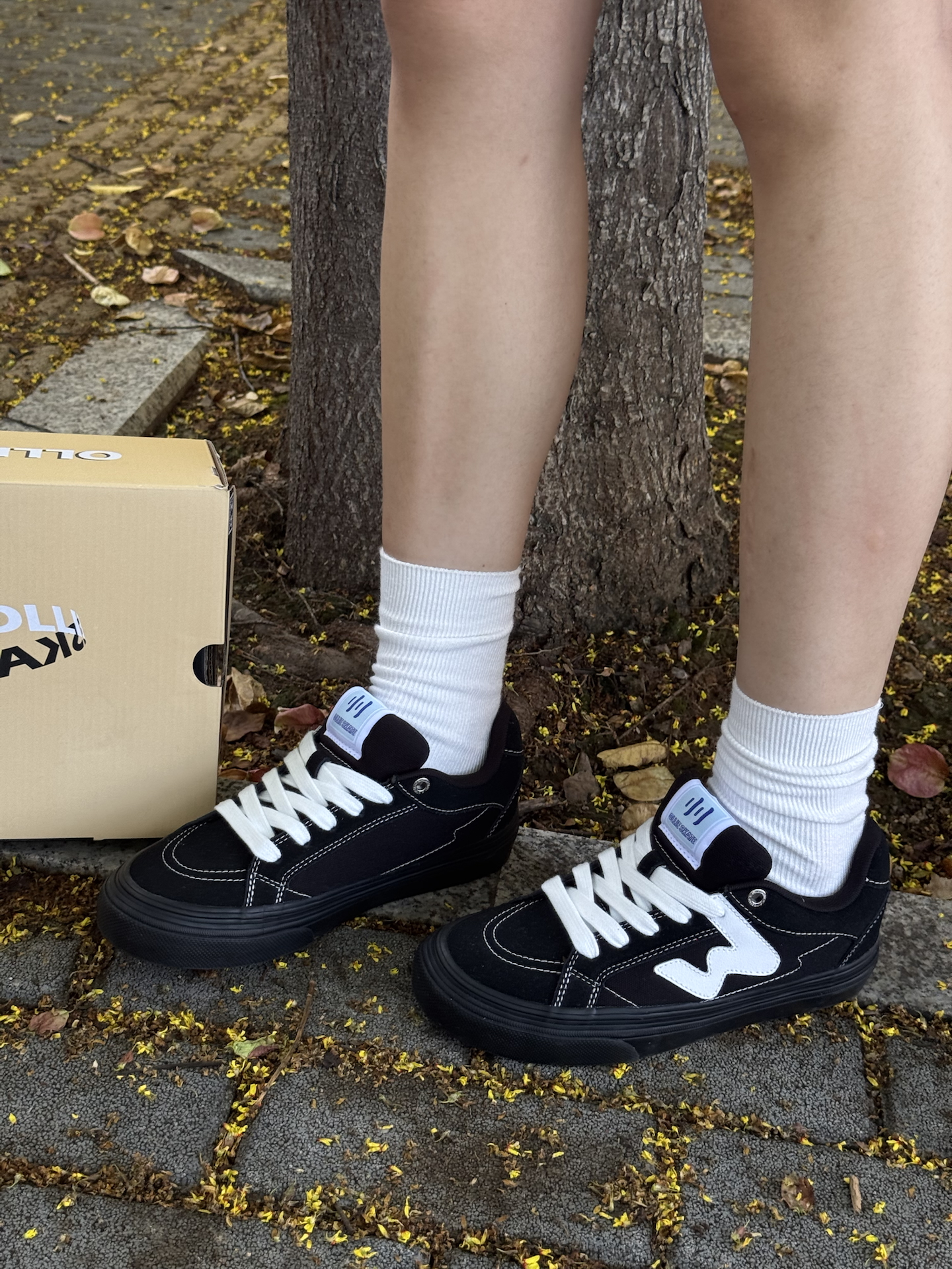 黑白配锁死！这板鞋好搭到离谱👟