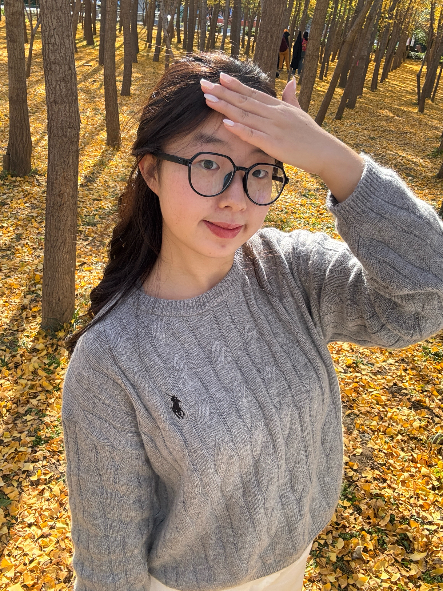 秋日氛围感拿捏！这件灰毛衣太温柔啦🍂