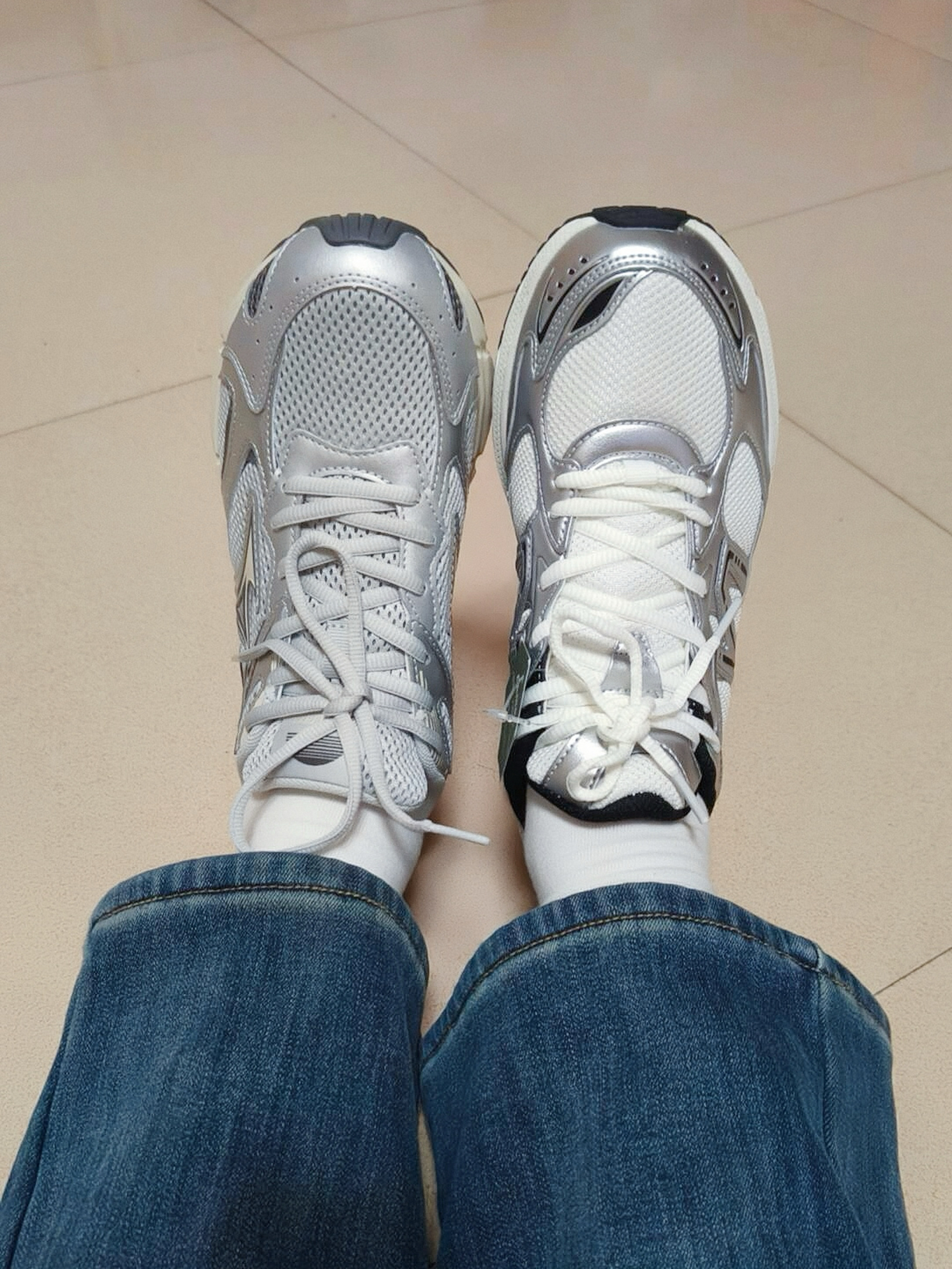 小个子天菜！金属银老爹鞋👟