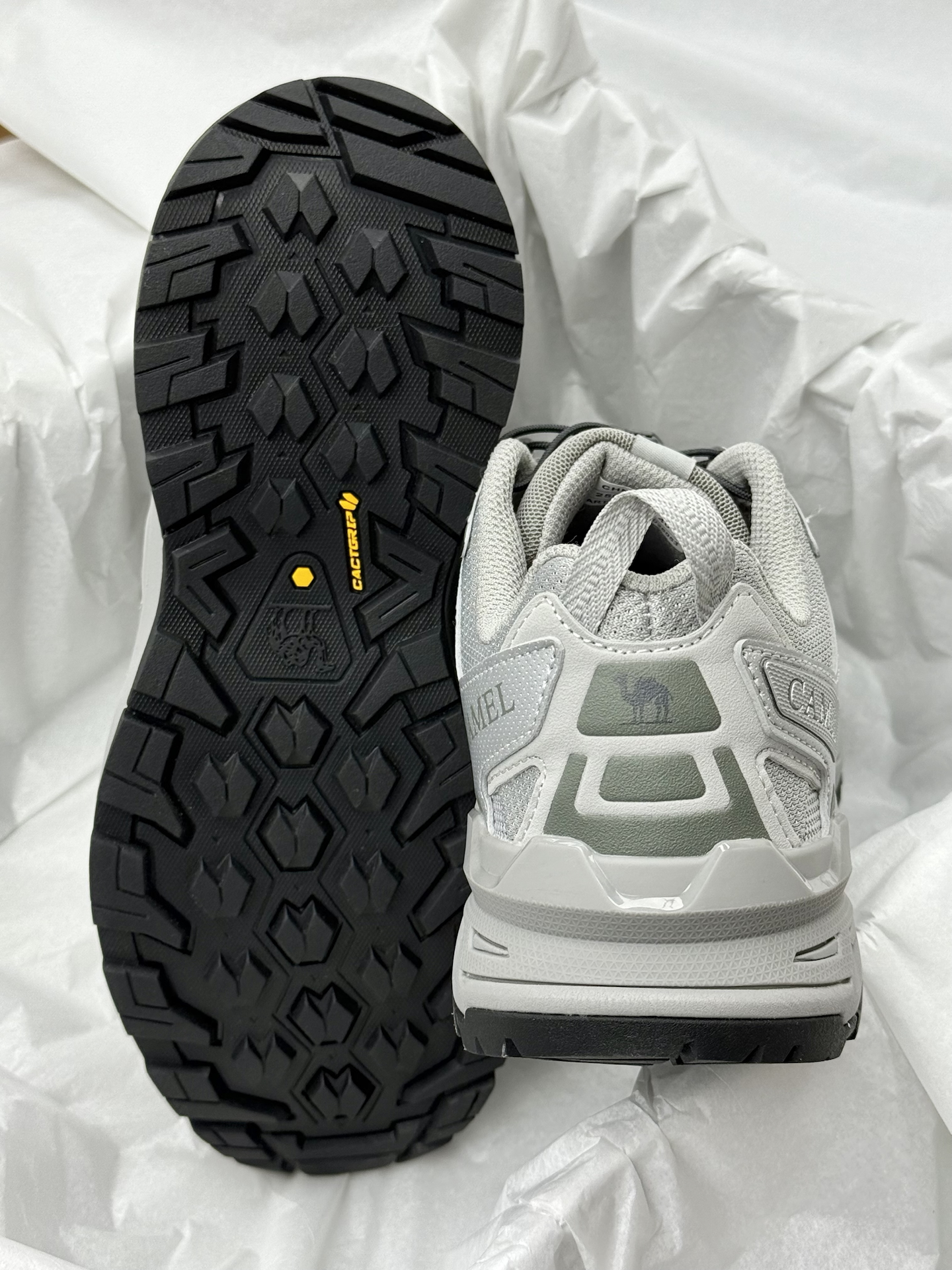 爬山女孩的新宠鞋👟