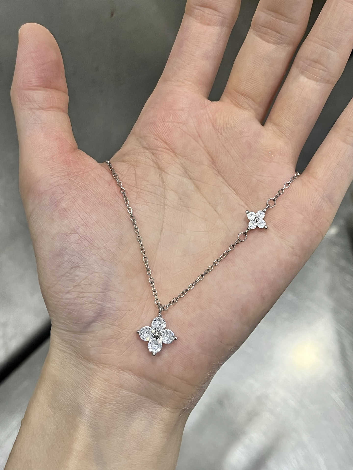 谁懂啊！这四叶草项链把我美晕了✨