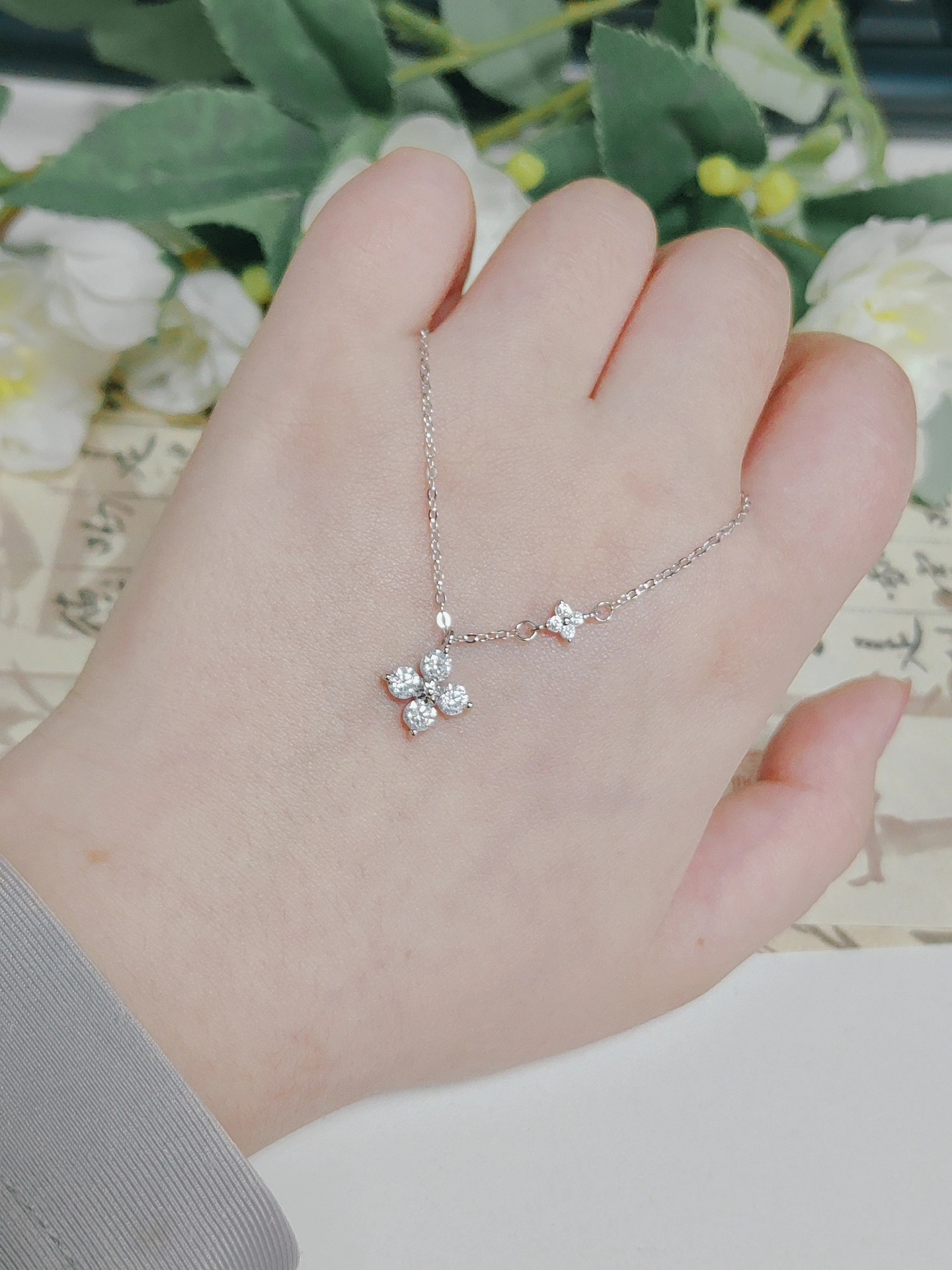 四叶草项链把幸运焊脖子上✨