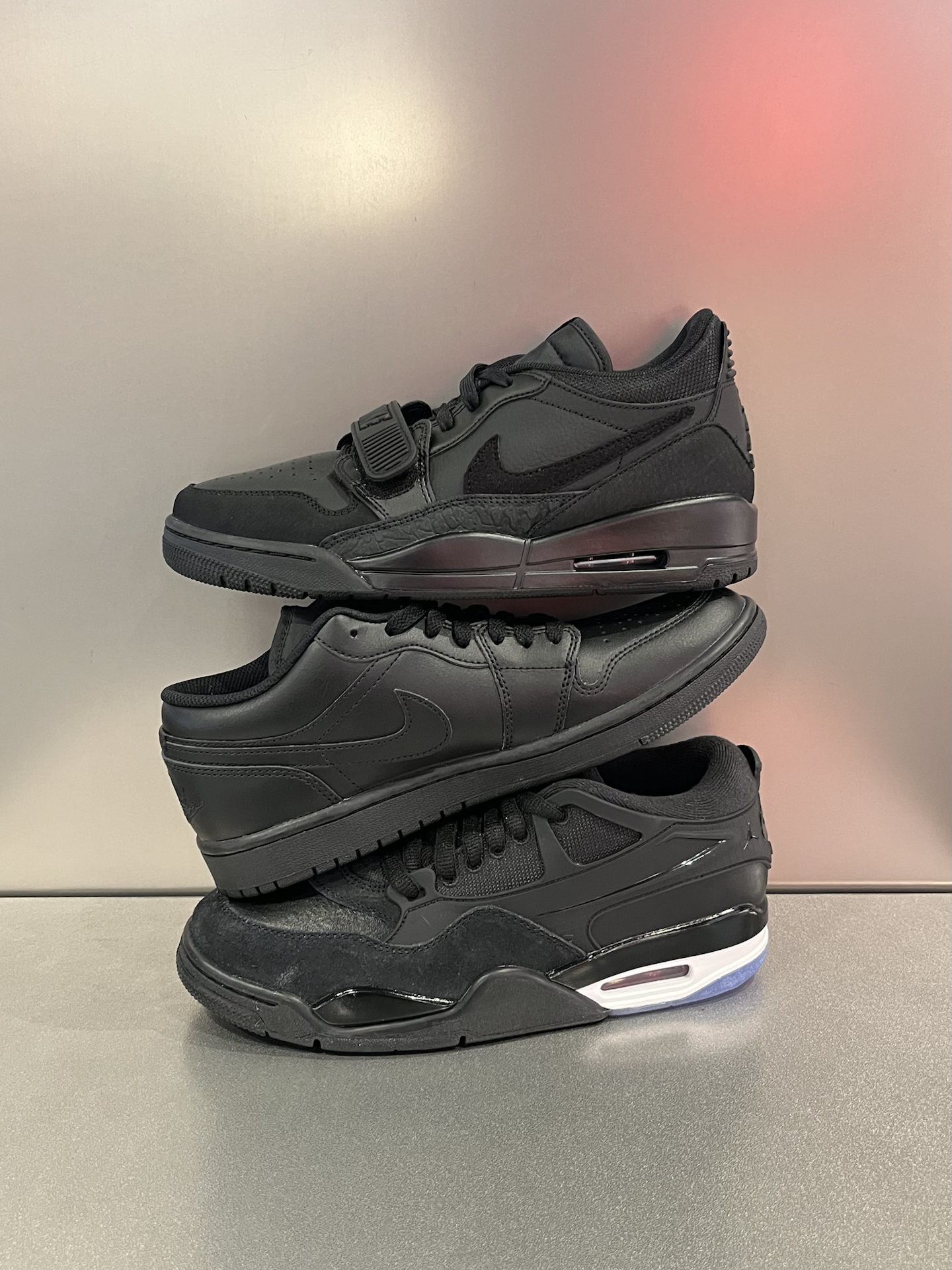 新年战靴已更新｜三双纯黑系AJ，给自己选双新鞋⁉️