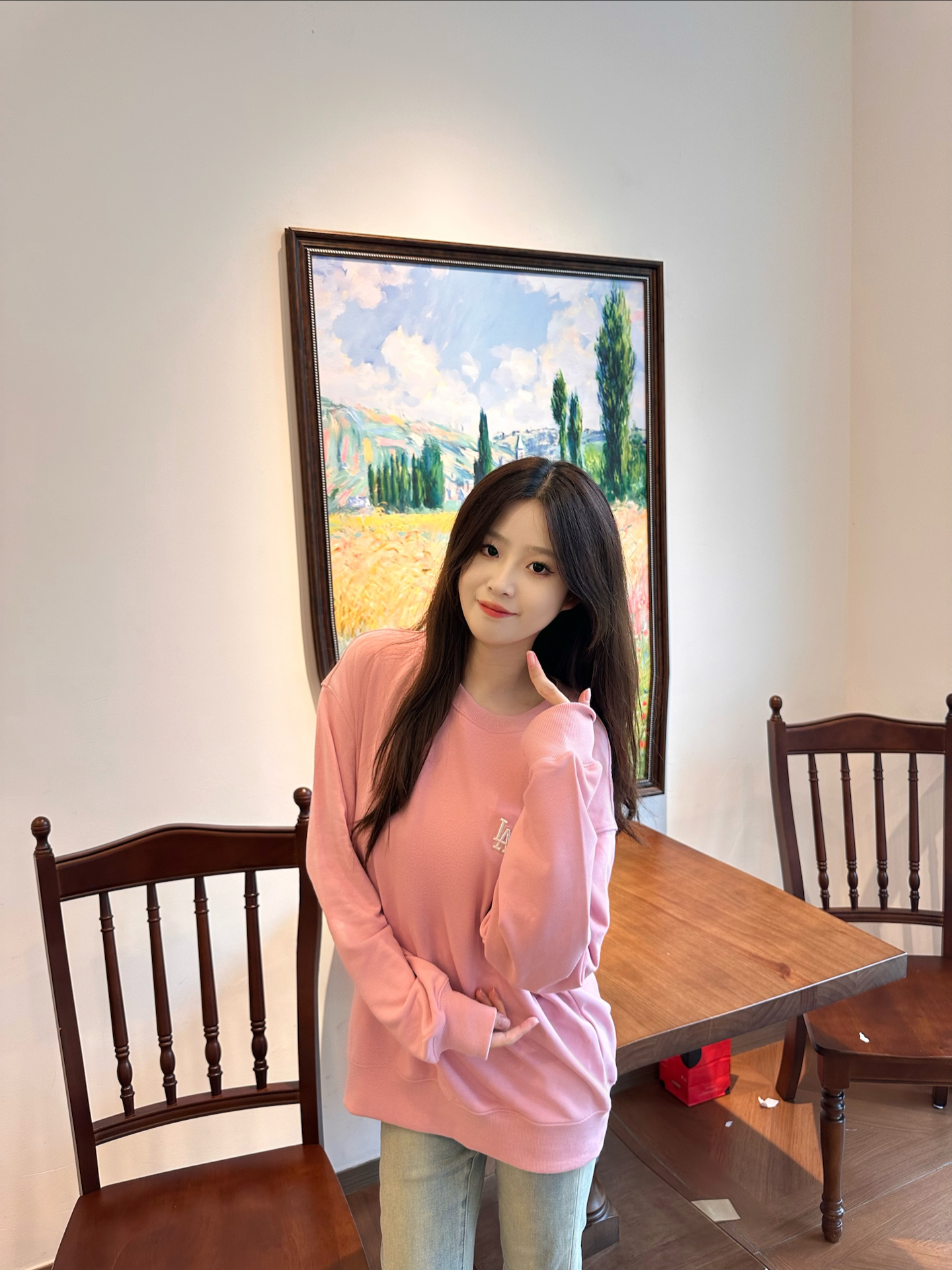 粉卫衣把我嫩回高中生啦💕