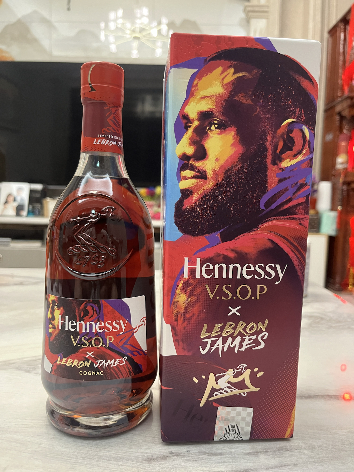 詹蜜酒柜新宠！这波联名我服🥃