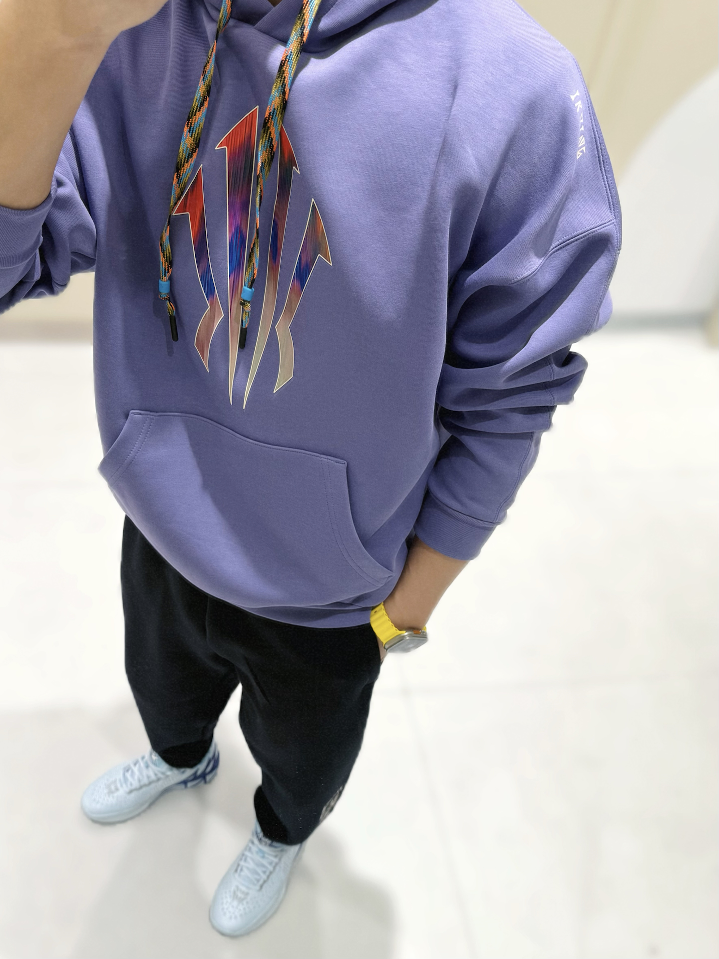 欧文系列新卫衣！锦葵紫配色太绝啦💜