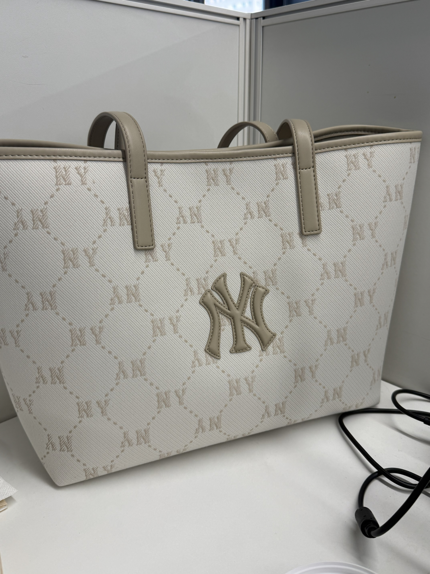 老花托特包通勤搭休闲都好配👜