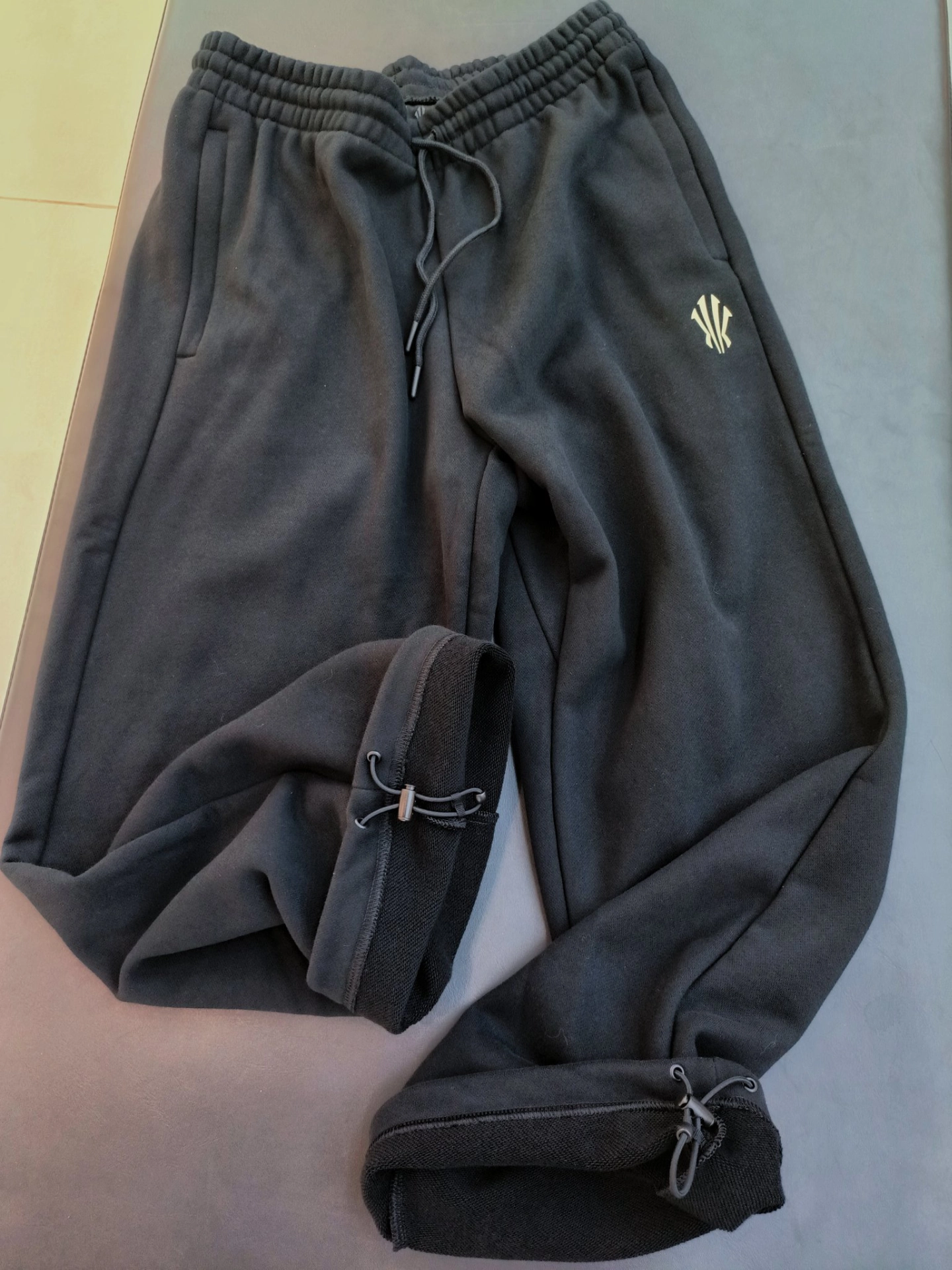 挖到条好穿的运动裤！宽松又舒服🥳