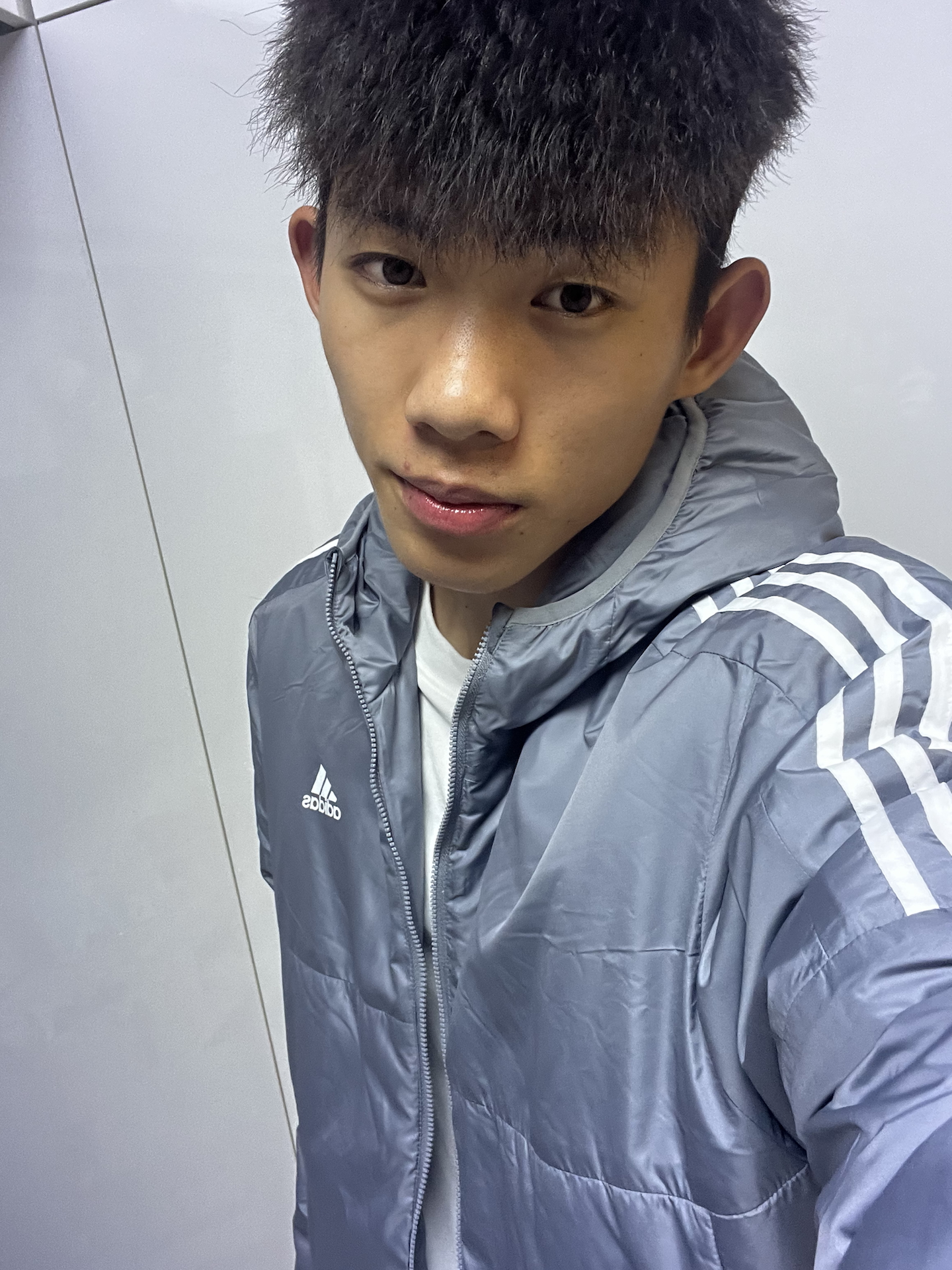 浅色系羽绒服，学生党可冲🥳