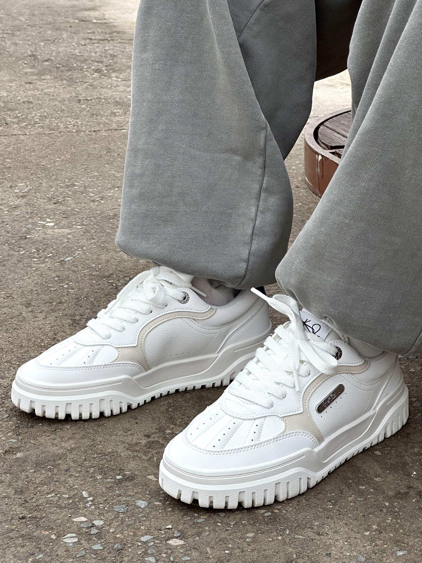 这双欧文厚底小白鞋也太帅了👟