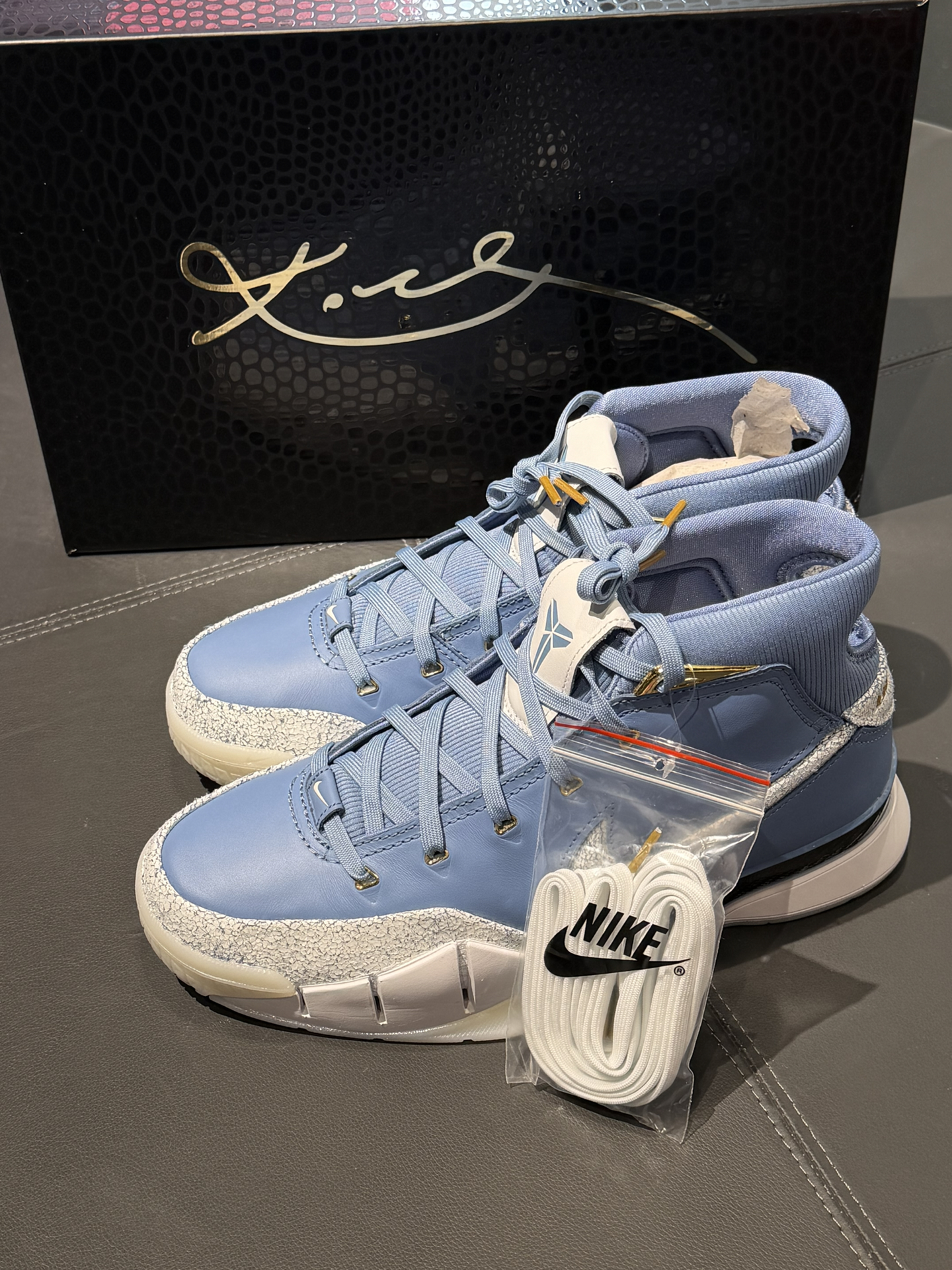 情人节必入!男生送礼物满分示范,科比鞋温柔系推荐❗️❗️❗️