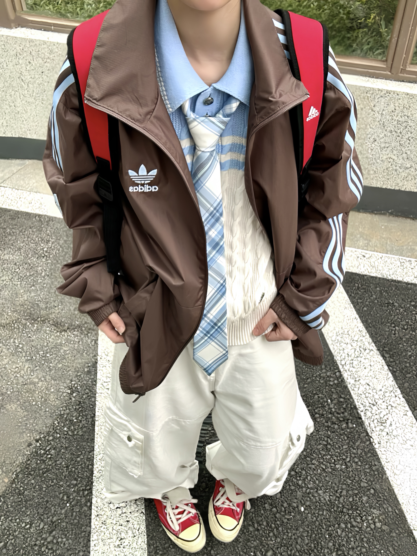 早春蓝棕撞色穿搭分享💙🤎