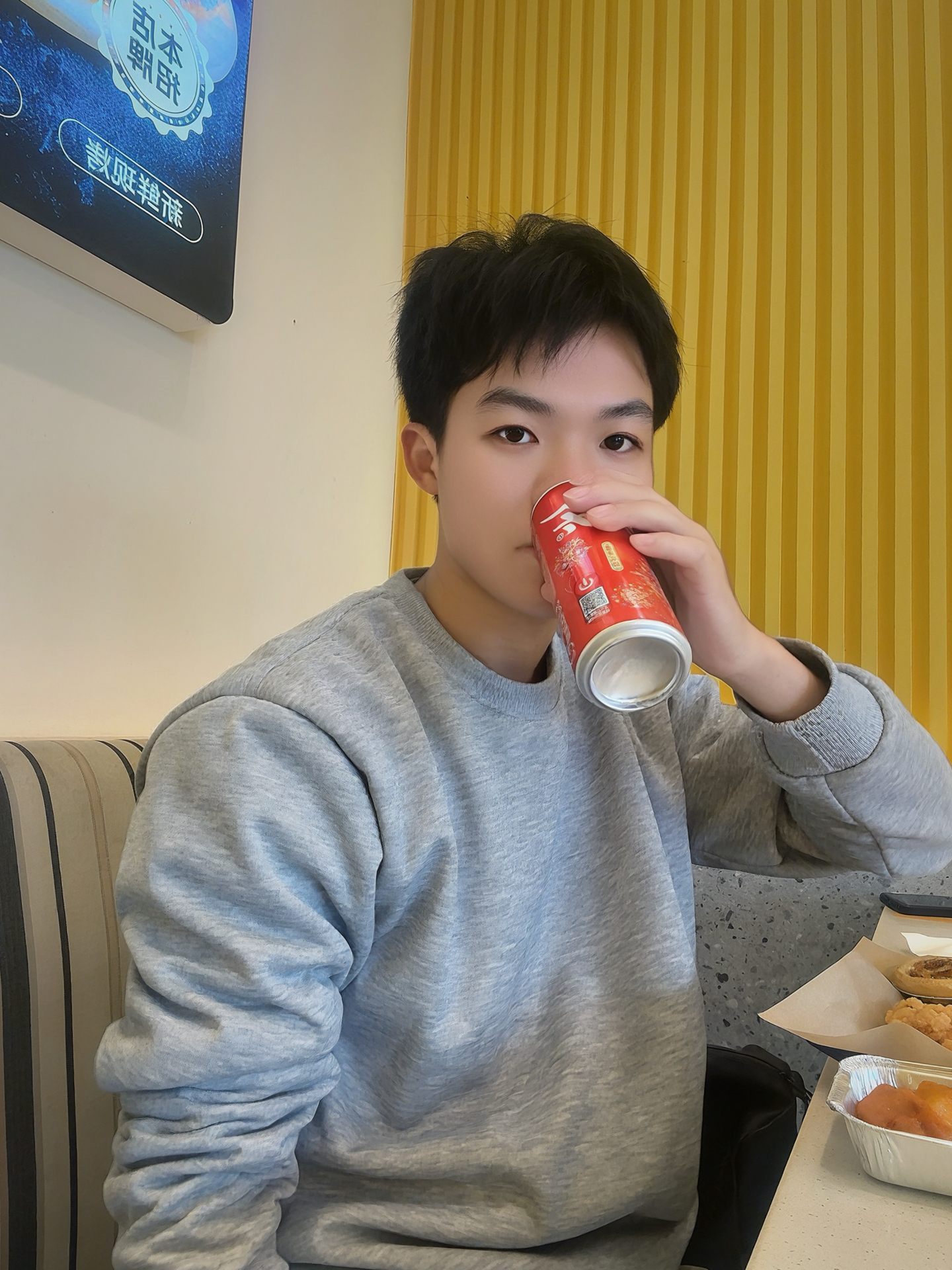 吃简餐配它，快乐直接拉满🥤