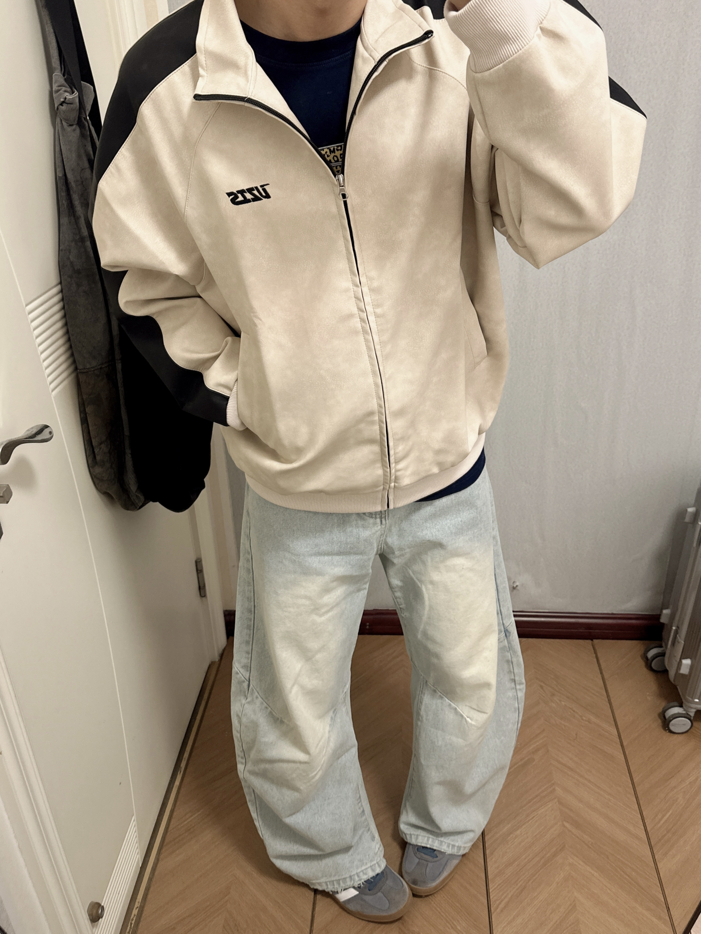 黑白拼接潮流工装夹克外套果然没让我失望～