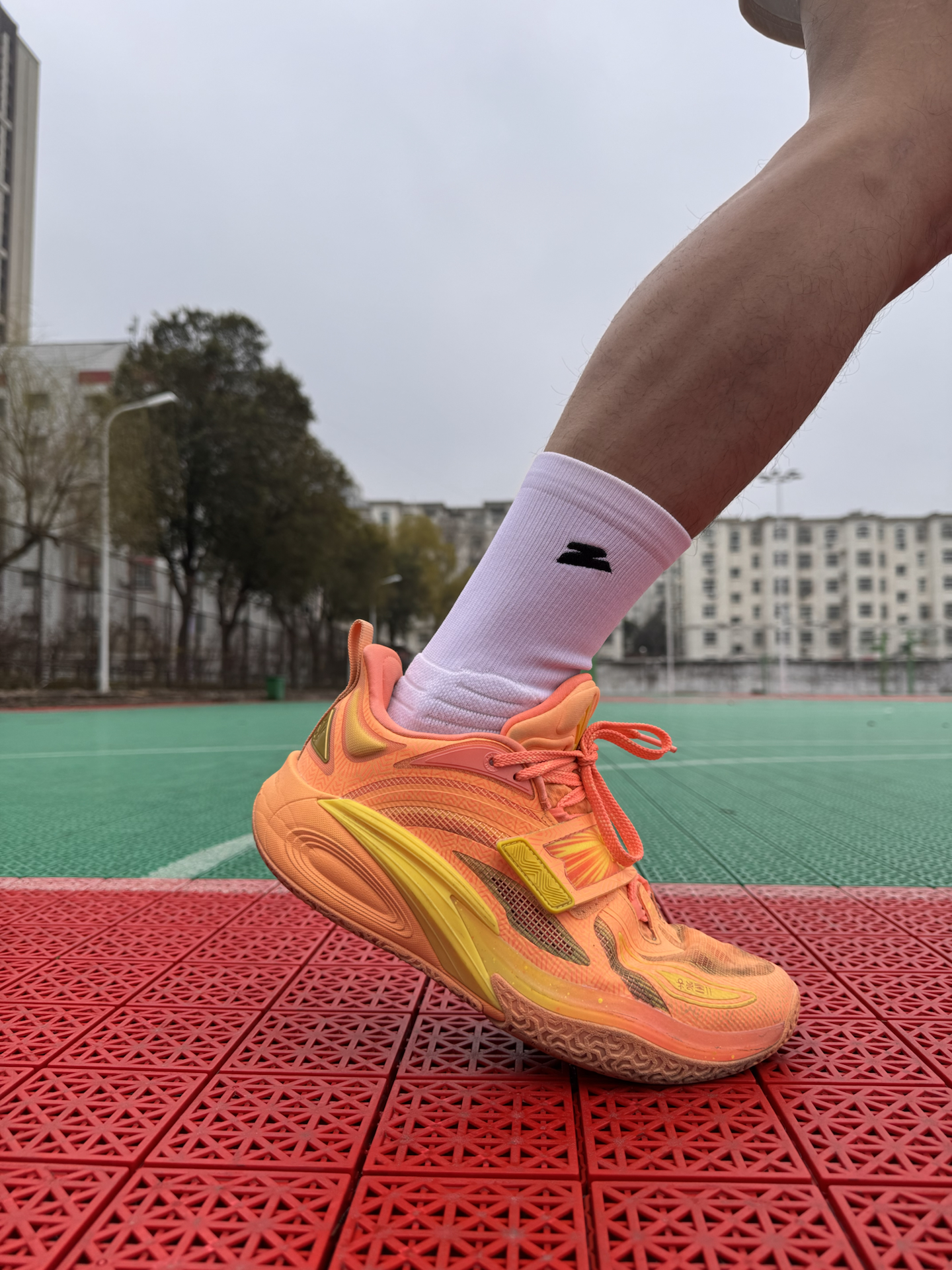 打球不打滑，斗牛1.0z篮球袜实测