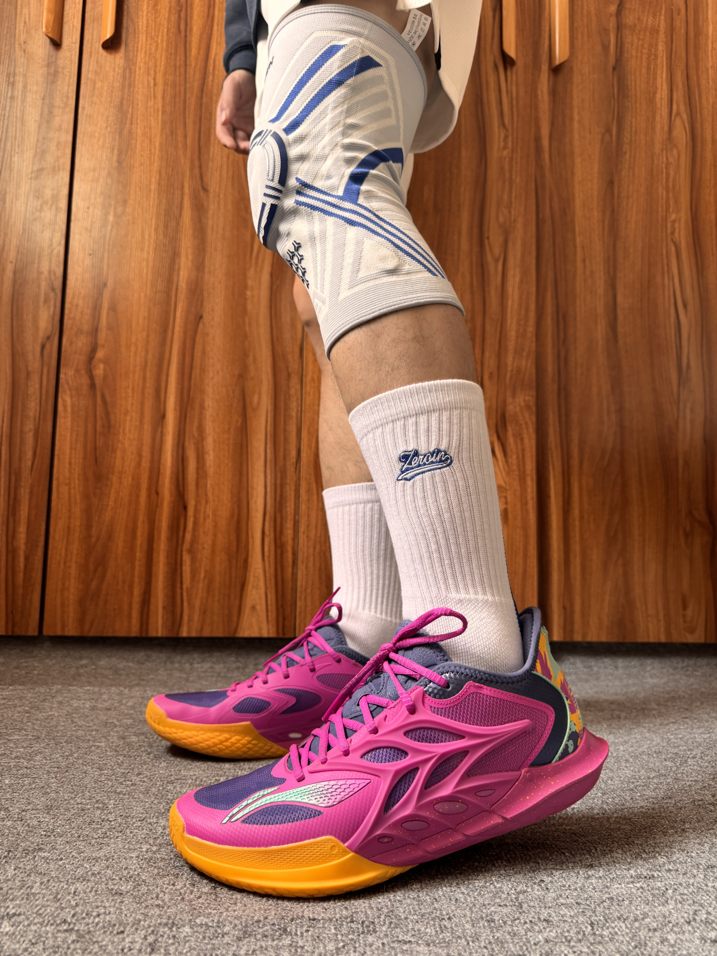 实战党福音！分左右脚的运动袜太懂球场了