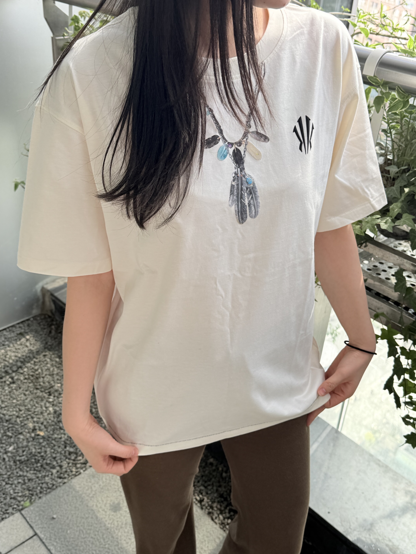 街头风白T，好穿到不想脱